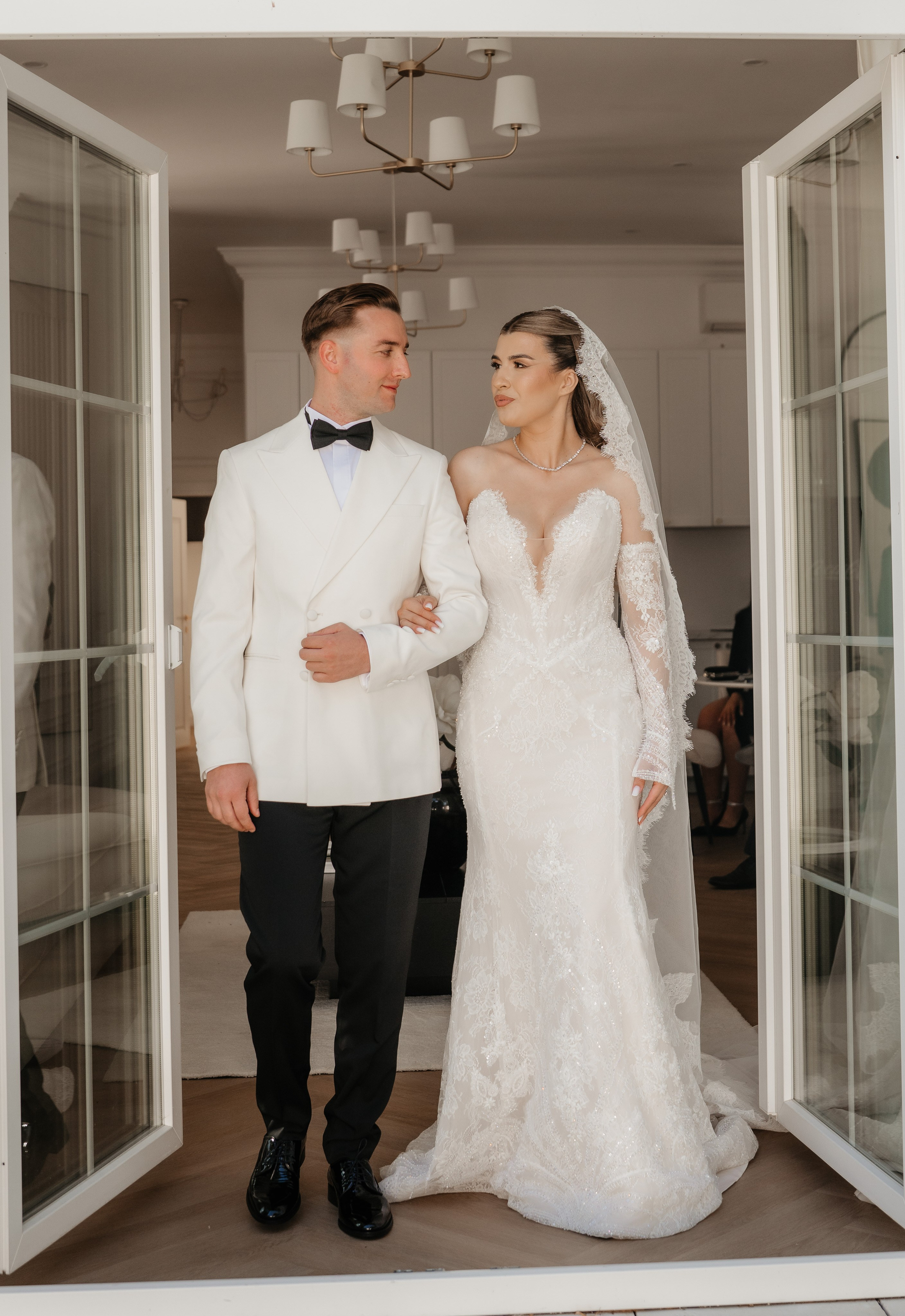 🤍 E l e n a & A l i n - Wedding Day Preview. Wedding & Family Photographer