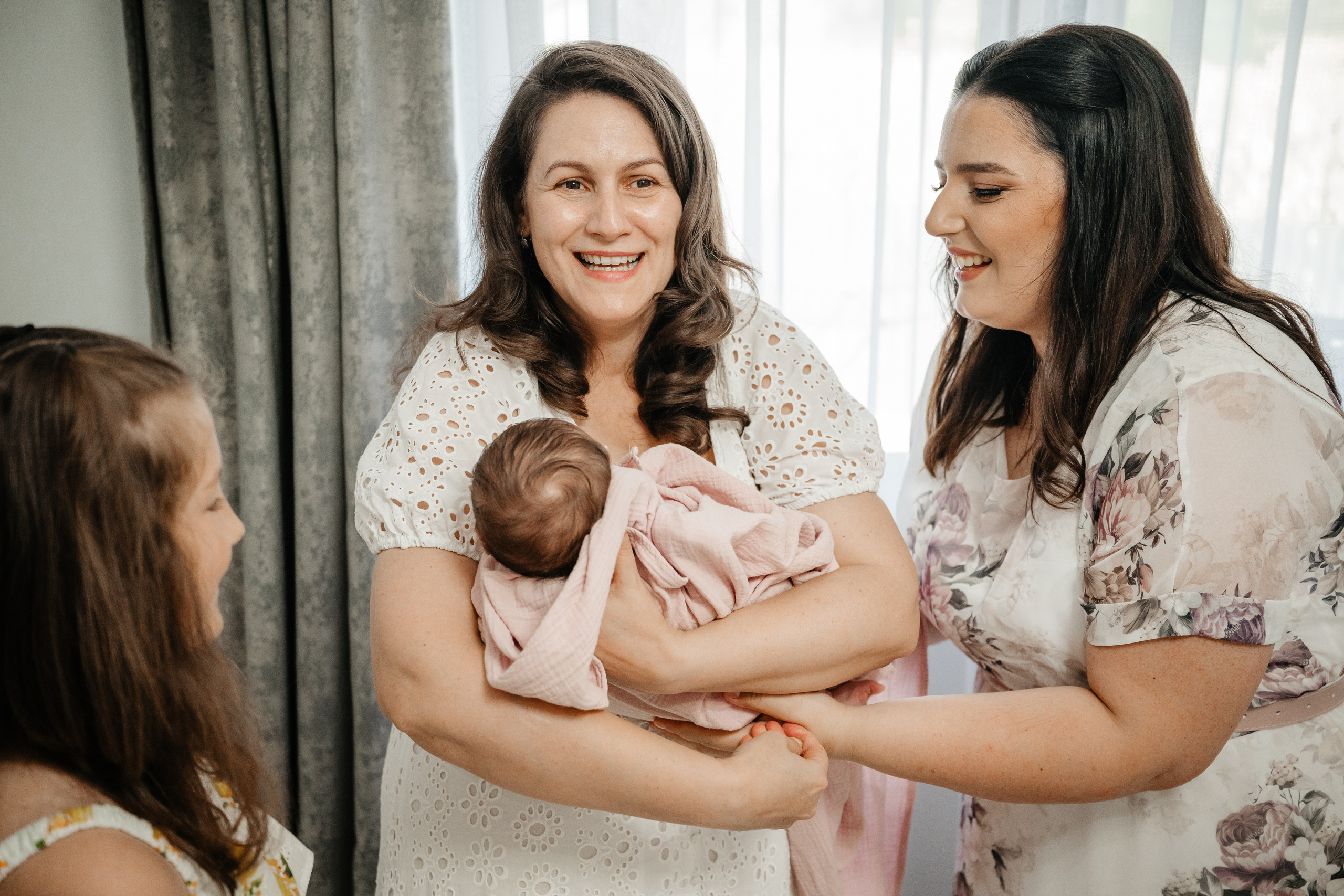 🤎 P e t r a I o a n a - Taina Botezului. Wedding & Family Photographer