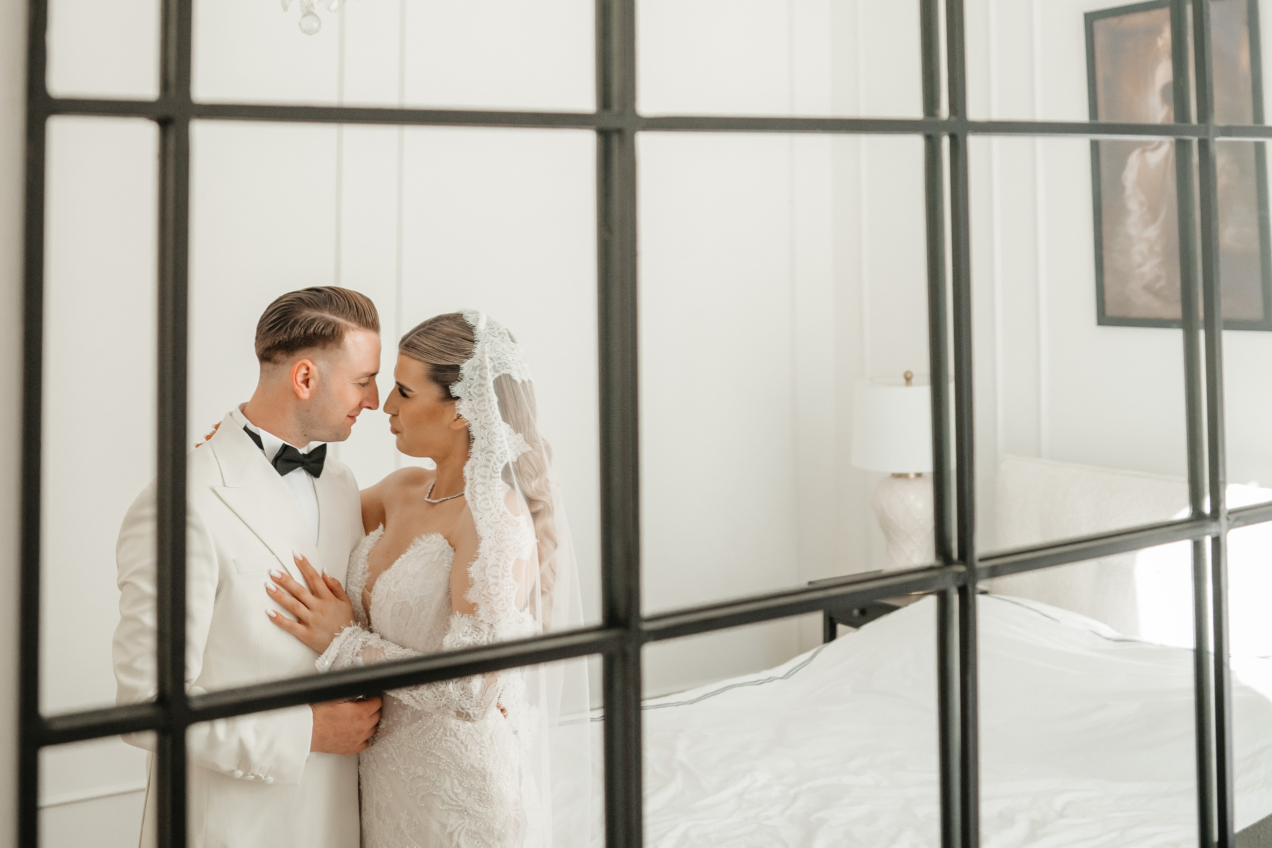 🤍 E l e n a & A l i n - Wedding Day Preview. Wedding & Family Photographer