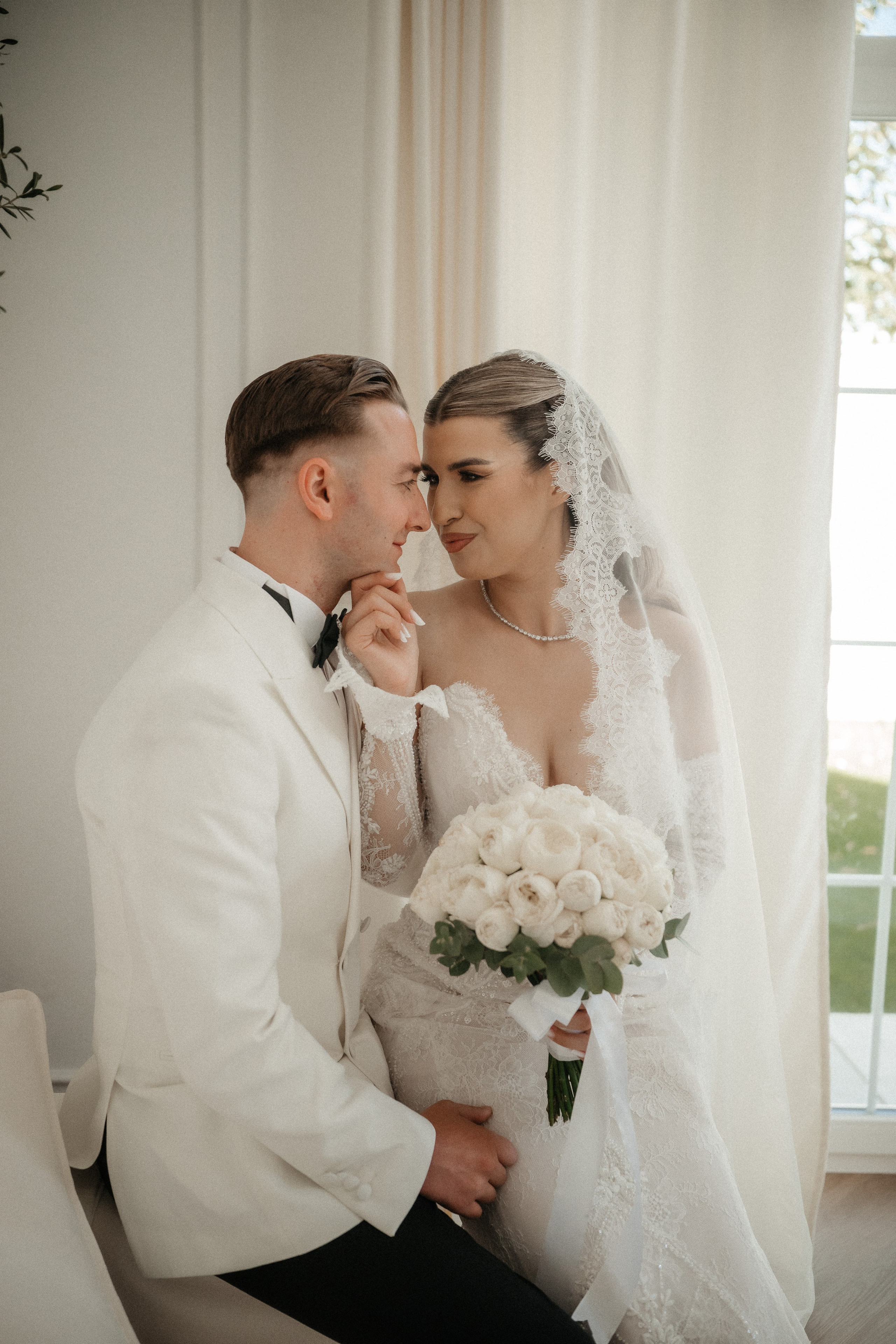 🤍 E l e n a & A l i n - Wedding Day Preview. Wedding & Family Photographer