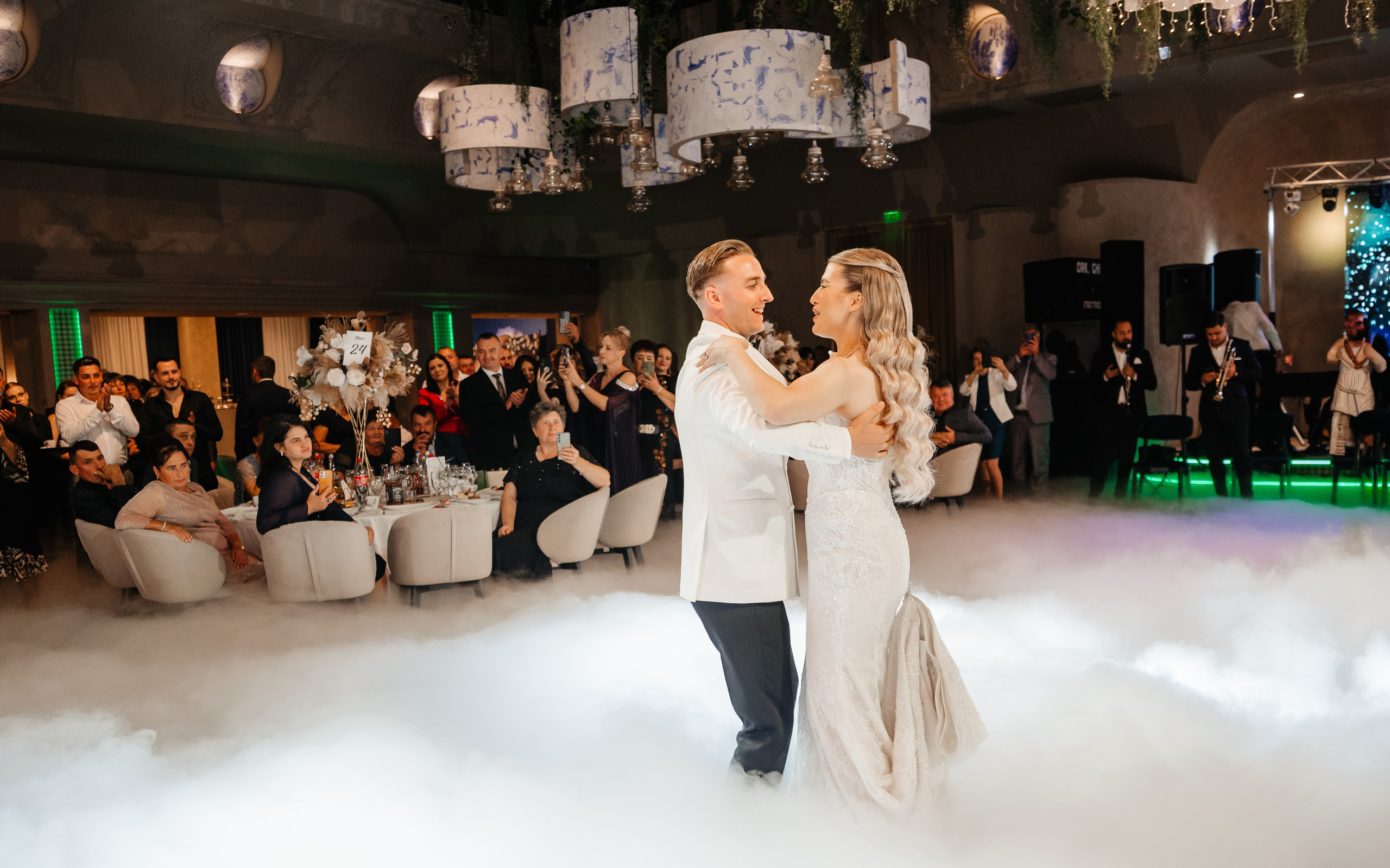 🤍 E l e n a & A l i n - Wedding Day Preview. Wedding & Family Photographer