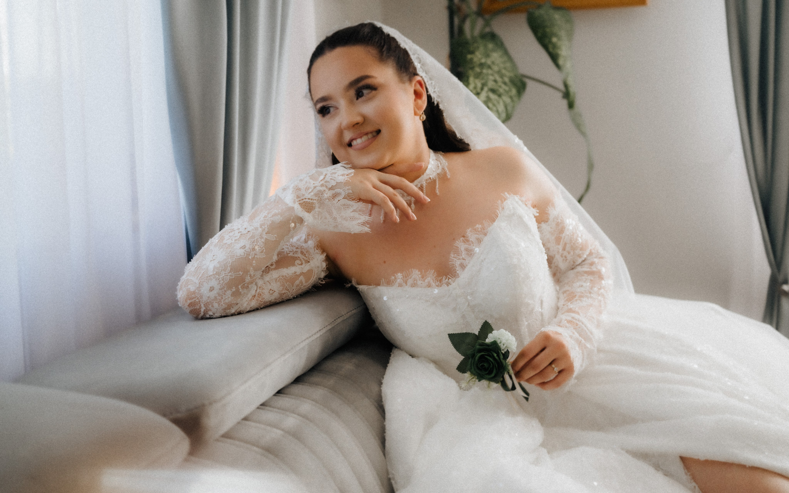 🤍 R o x a n a & A l e x a n d r u - Wedding Day Preview. Wedding & Family Photographer