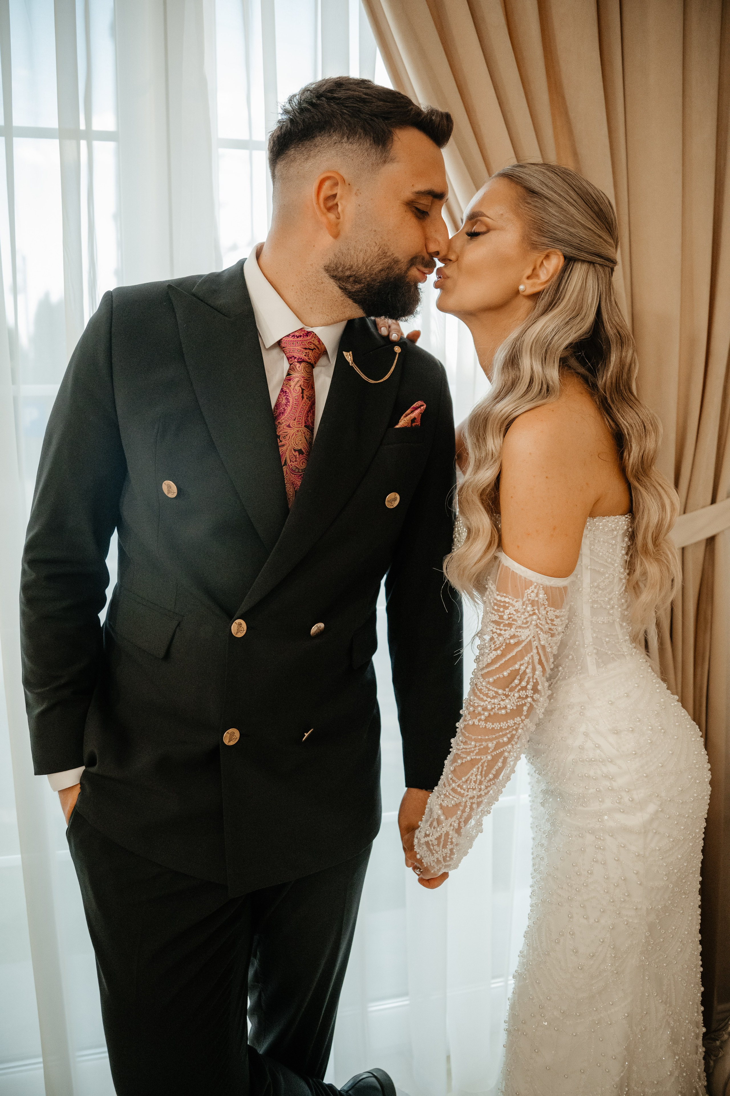 🤎 A d e l i n a  & B o g d a n - Wedding Day Preview. Wedding & Family Photographer