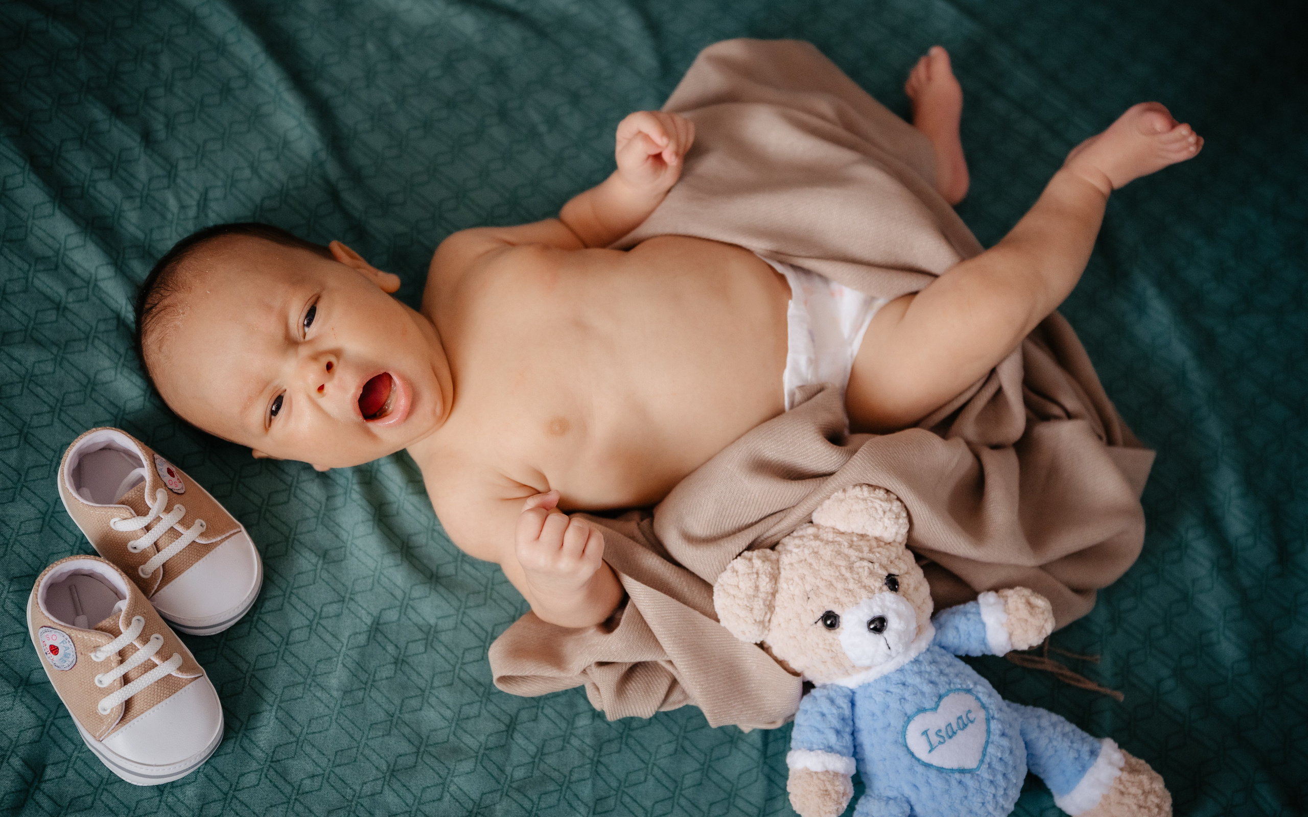 🤎 Taina Botezului Isaac - Preview. Wedding & Family Photographer