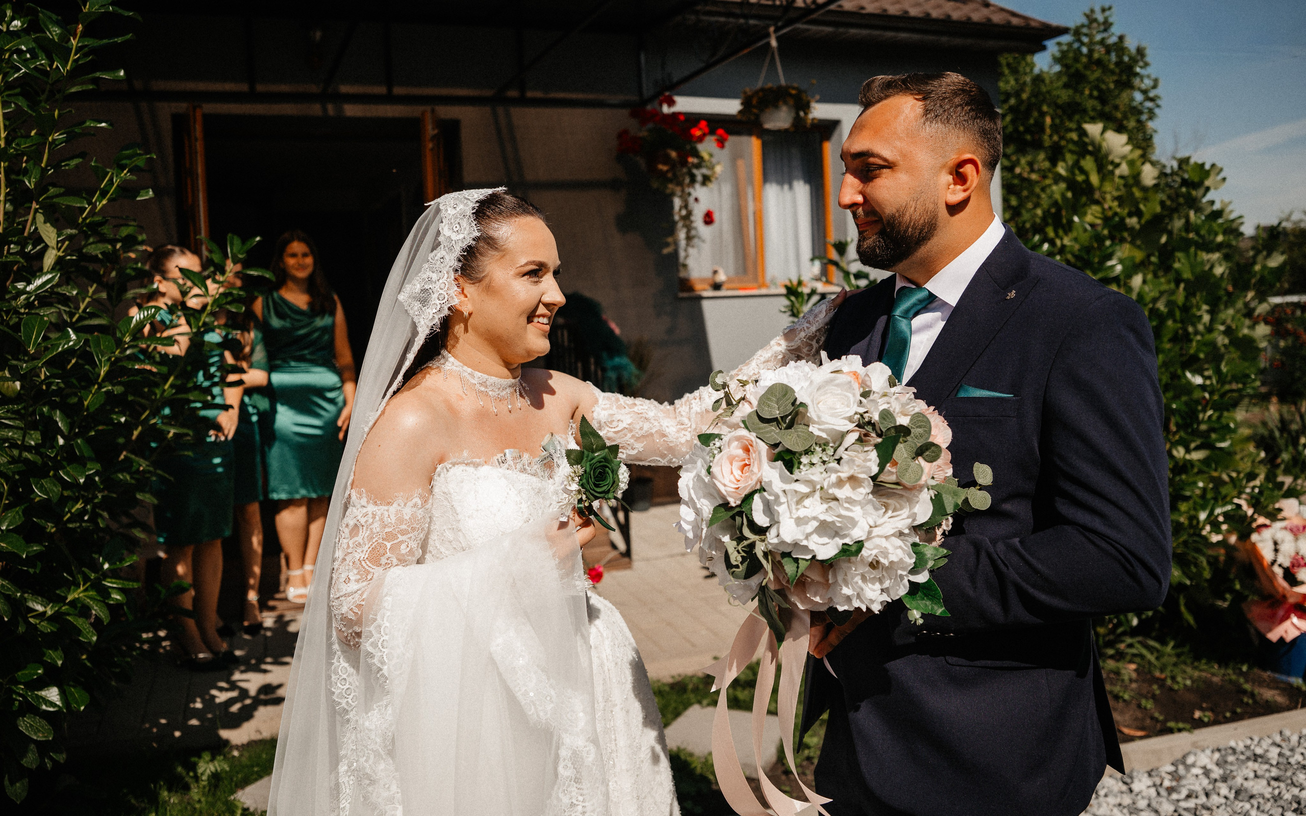 🤍 R o x a n a & A l e x a n d r u - Wedding Day Preview. Wedding & Family Photographer
