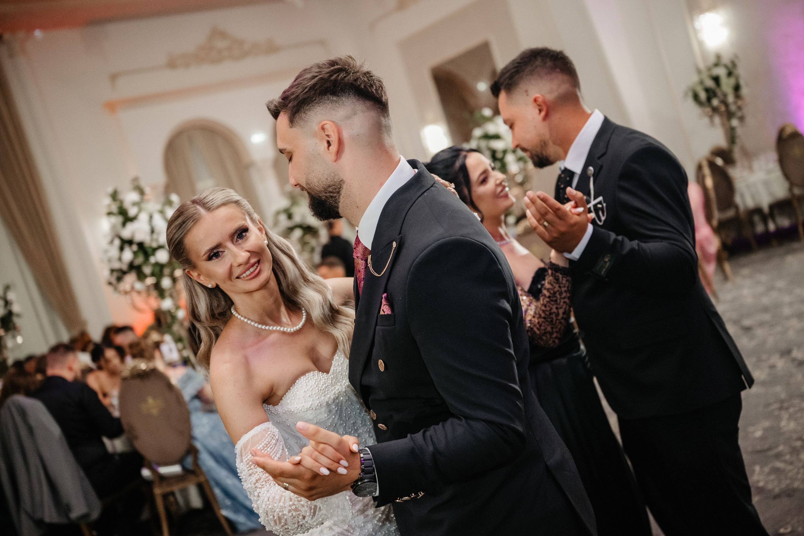 🤎 A d e l i n a  & B o g d a n - Wedding Day Preview. Wedding & Family Photographer