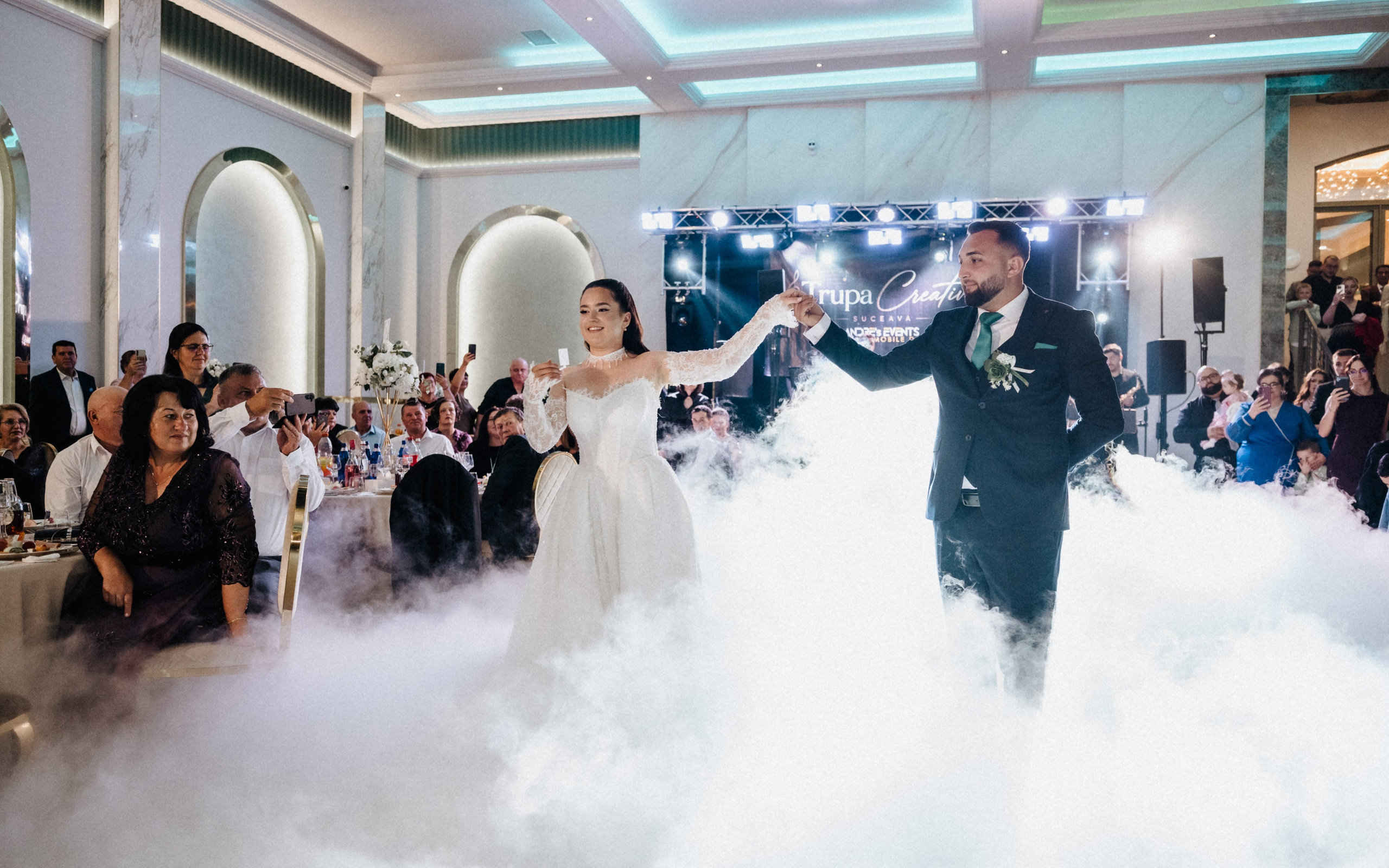 🤍 R o x a n a & A l e x a n d r u - Wedding Day Preview. Wedding & Family Photographer