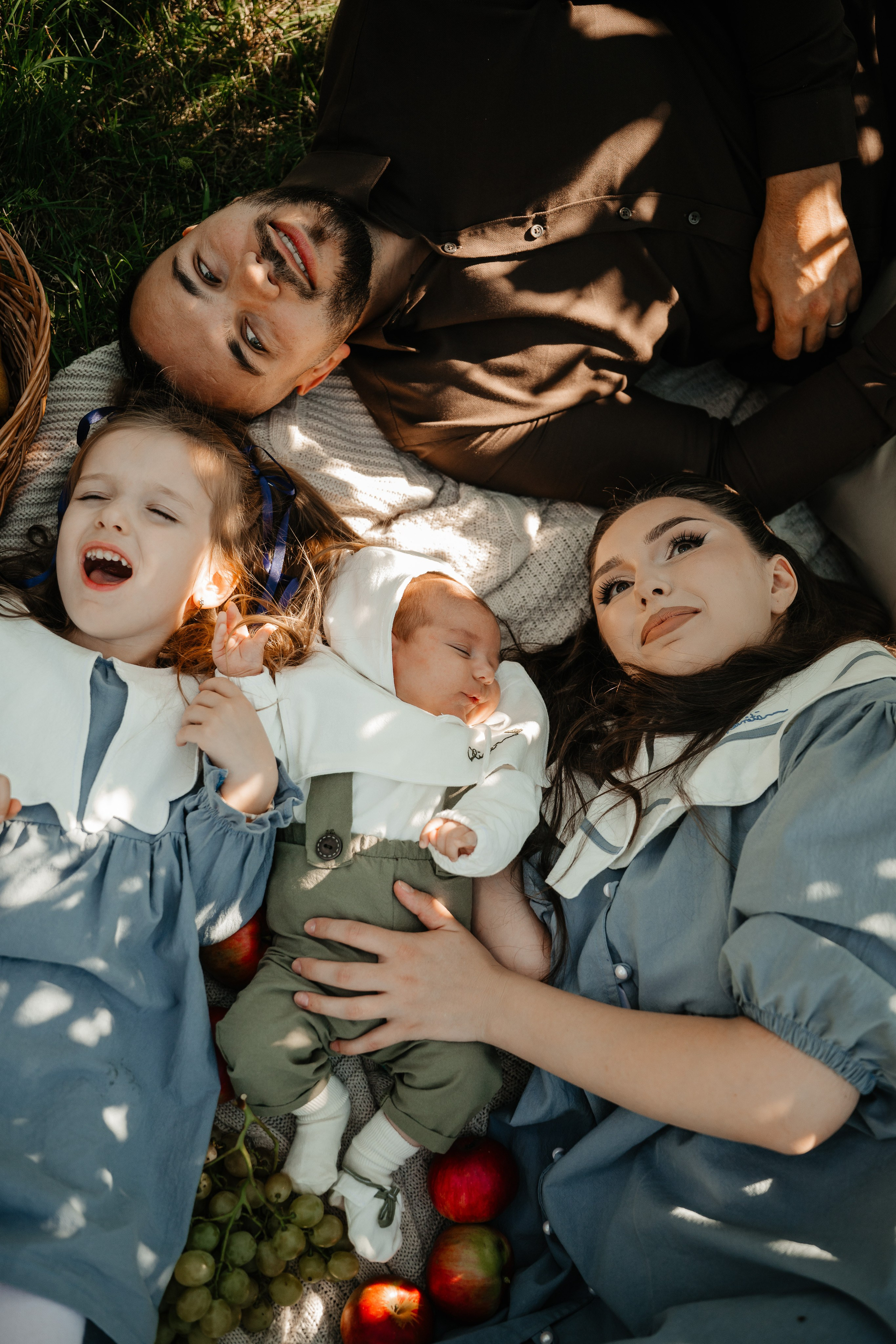 🤍 O l i v e r  E f r e m  - Taina Botezului. Wedding & Family Photographer