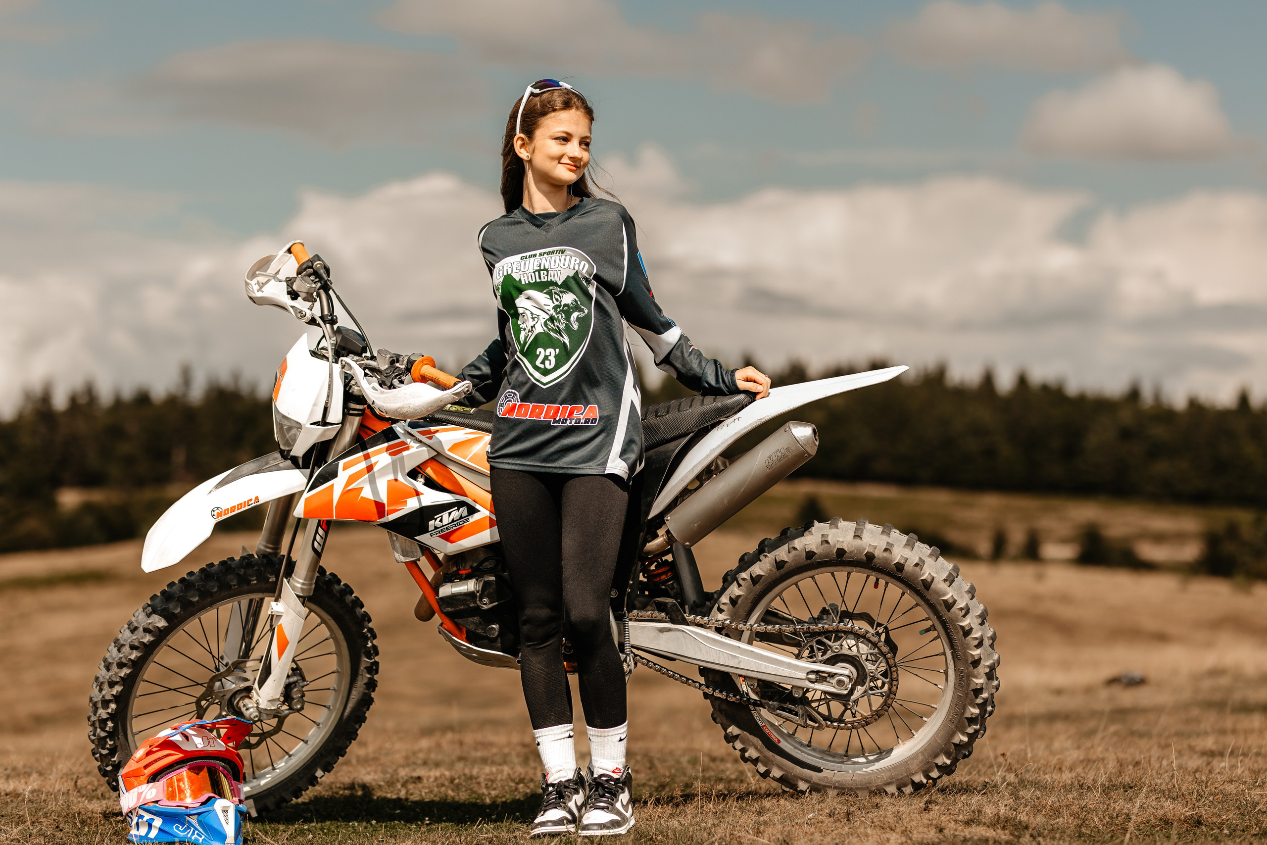 Fetele Enduro. Ionut Brehuescu — Fotograf