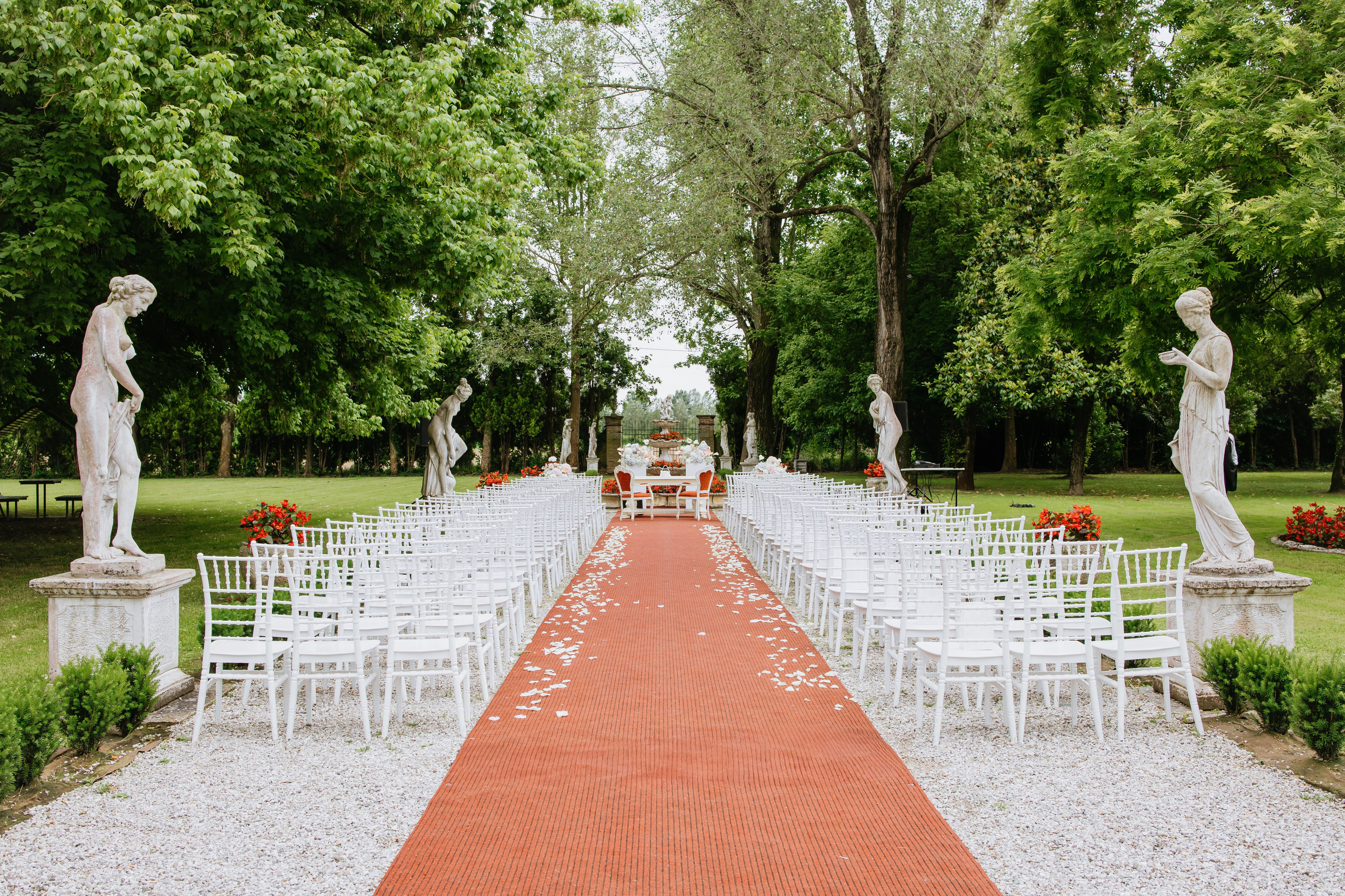 Wedding. Fotografo professionista specializzato in fotografia di matrimoni, cermonie ed eventi!