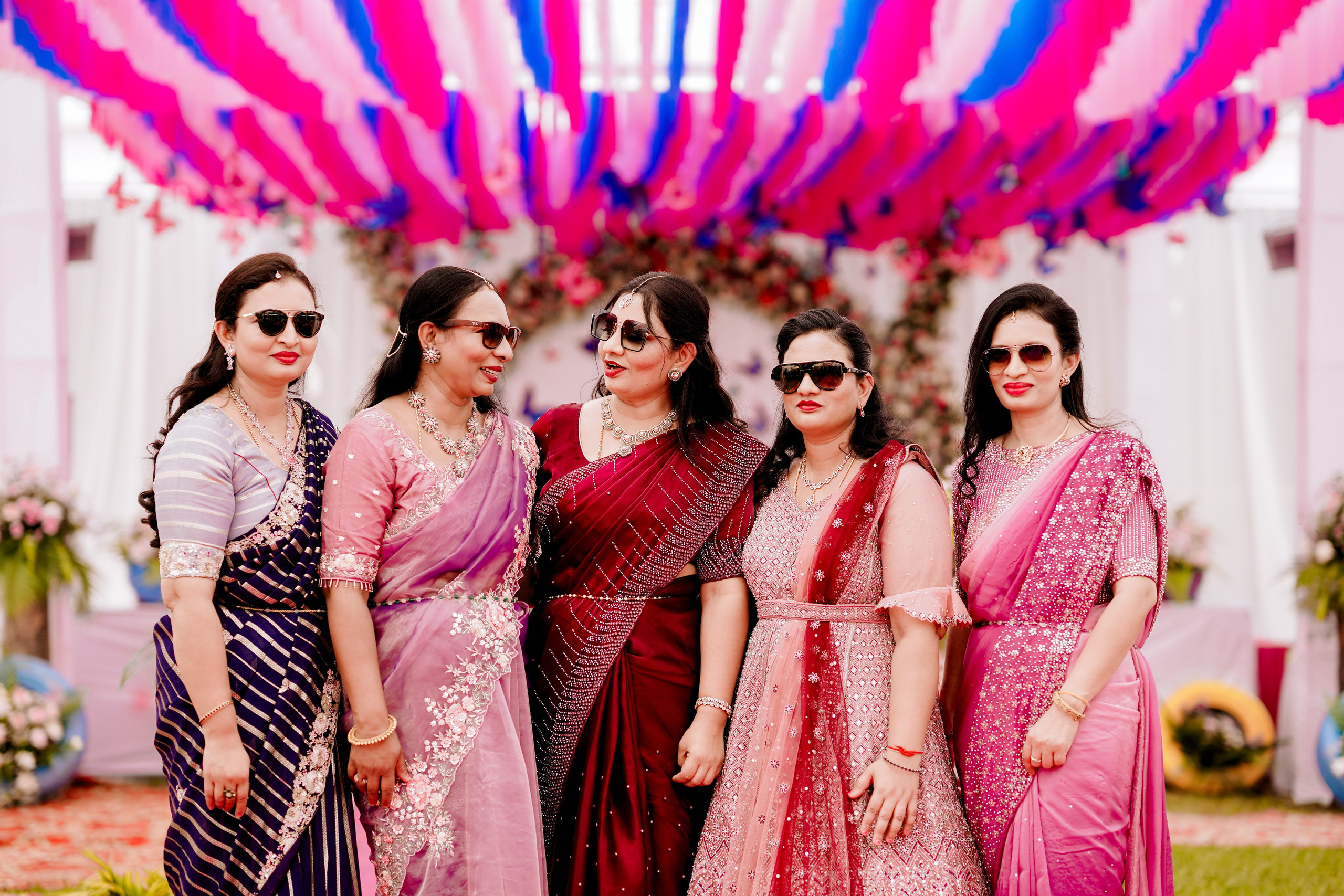 HALDI & MEHANDI. Wedding photographer Stalen Robert