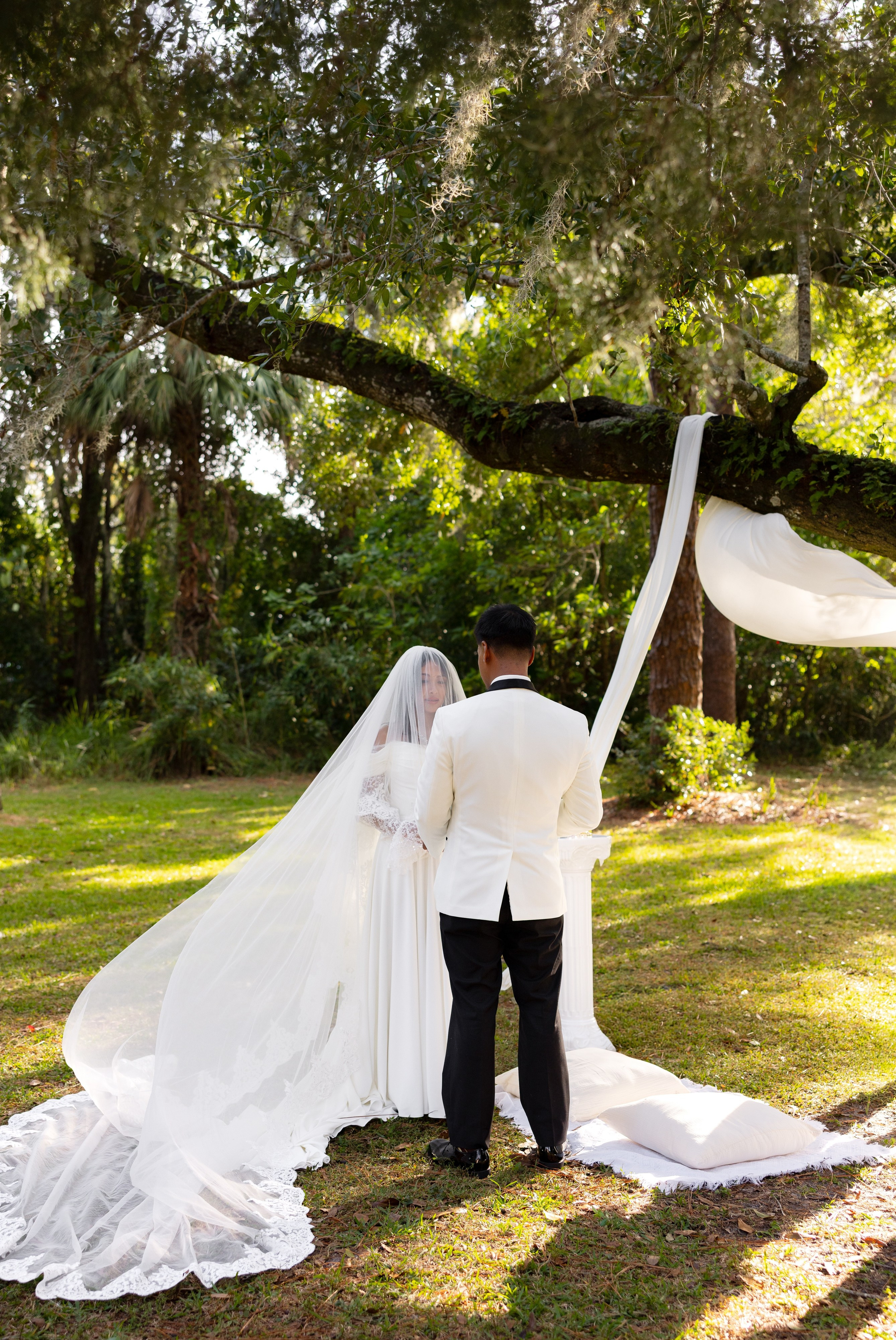 Eunice and RJ. Orlando. Photographer Anastasia Nagibina
