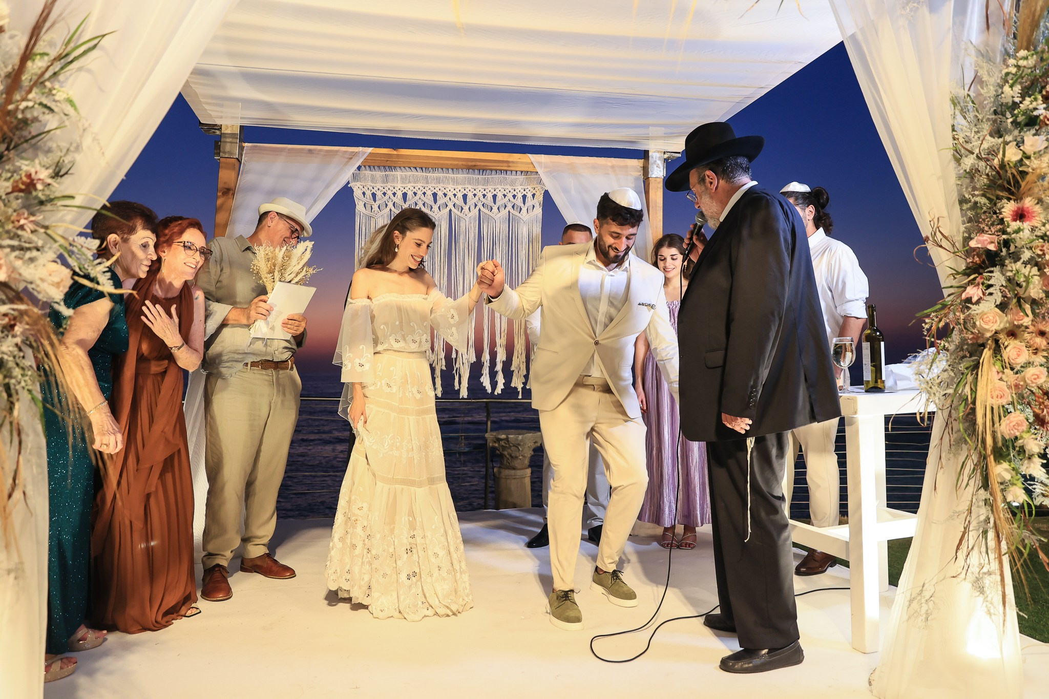 חתונת שקיעה. שני ויזל | צלמת הריון, צילומי משפחה וצילומי בוק בת מצווה