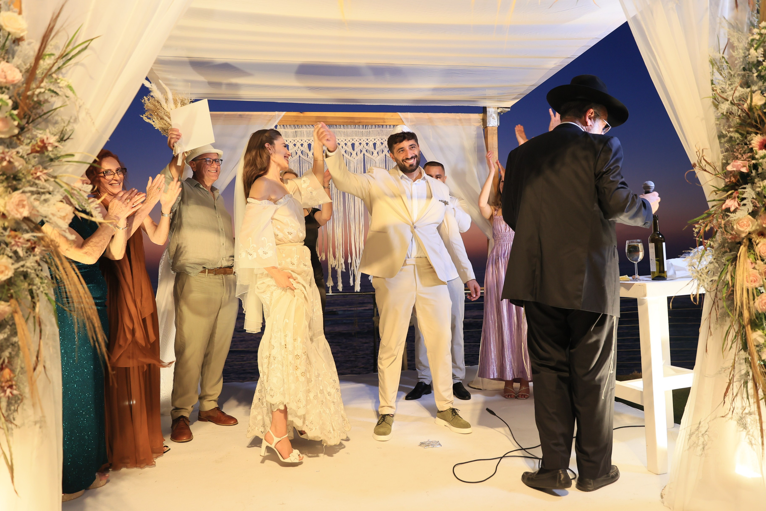 חתונת שקיעה. שני ויזל | צלמת הריון, צילומי משפחה וצילומי בוק בת מצווה