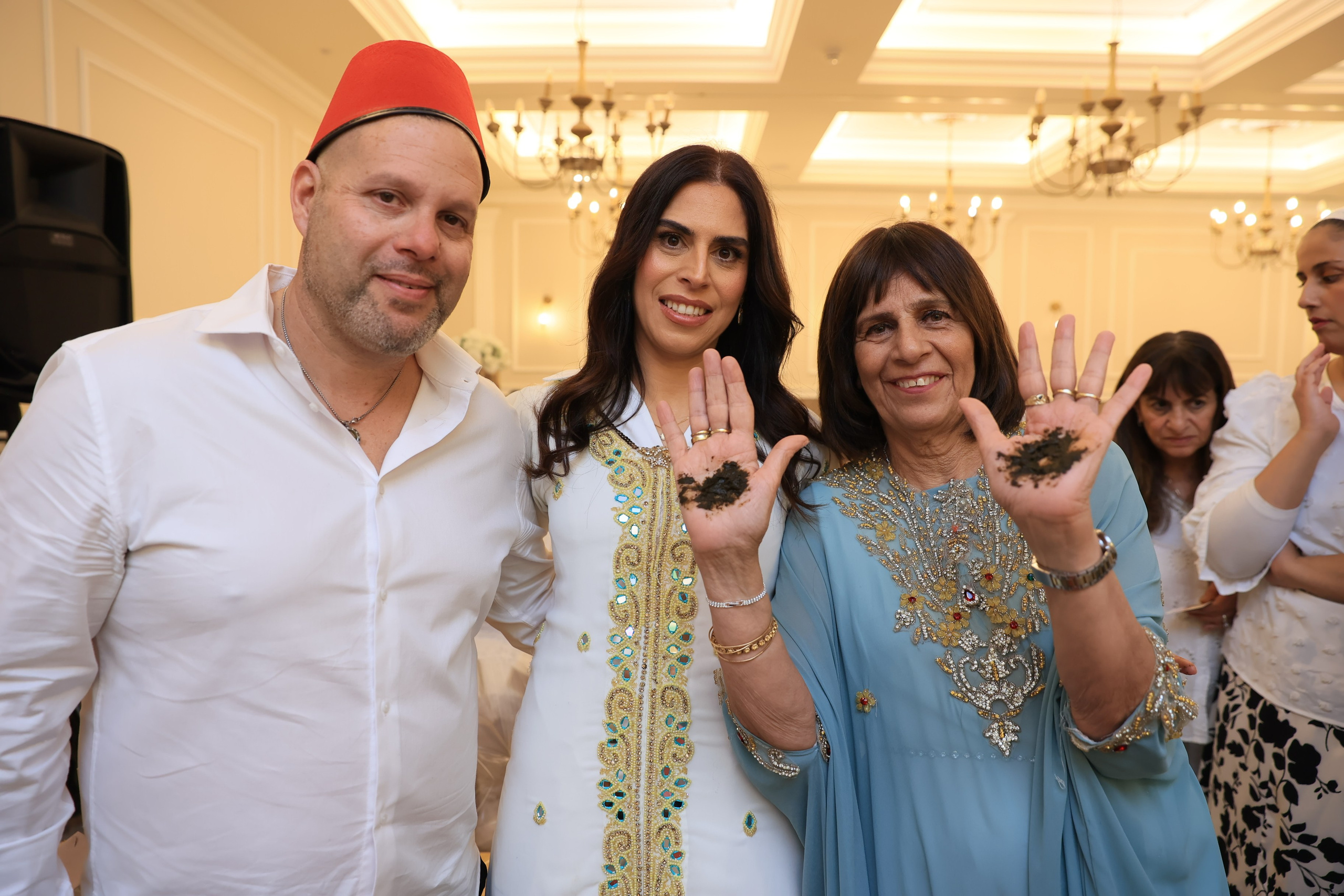 הדר הפרשת חלה/חינה. שני ויזל | צלמת הריון, צילומי משפחה וצילומי בוק בת מצווה