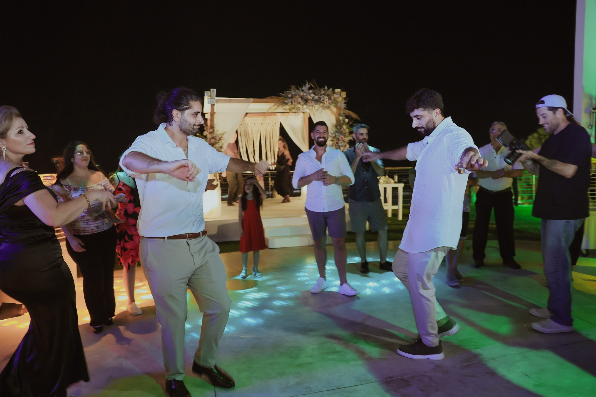 חתונת שקיעה. שני ויזל | צלמת הריון, צילומי משפחה וצילומי בוק בת מצווה