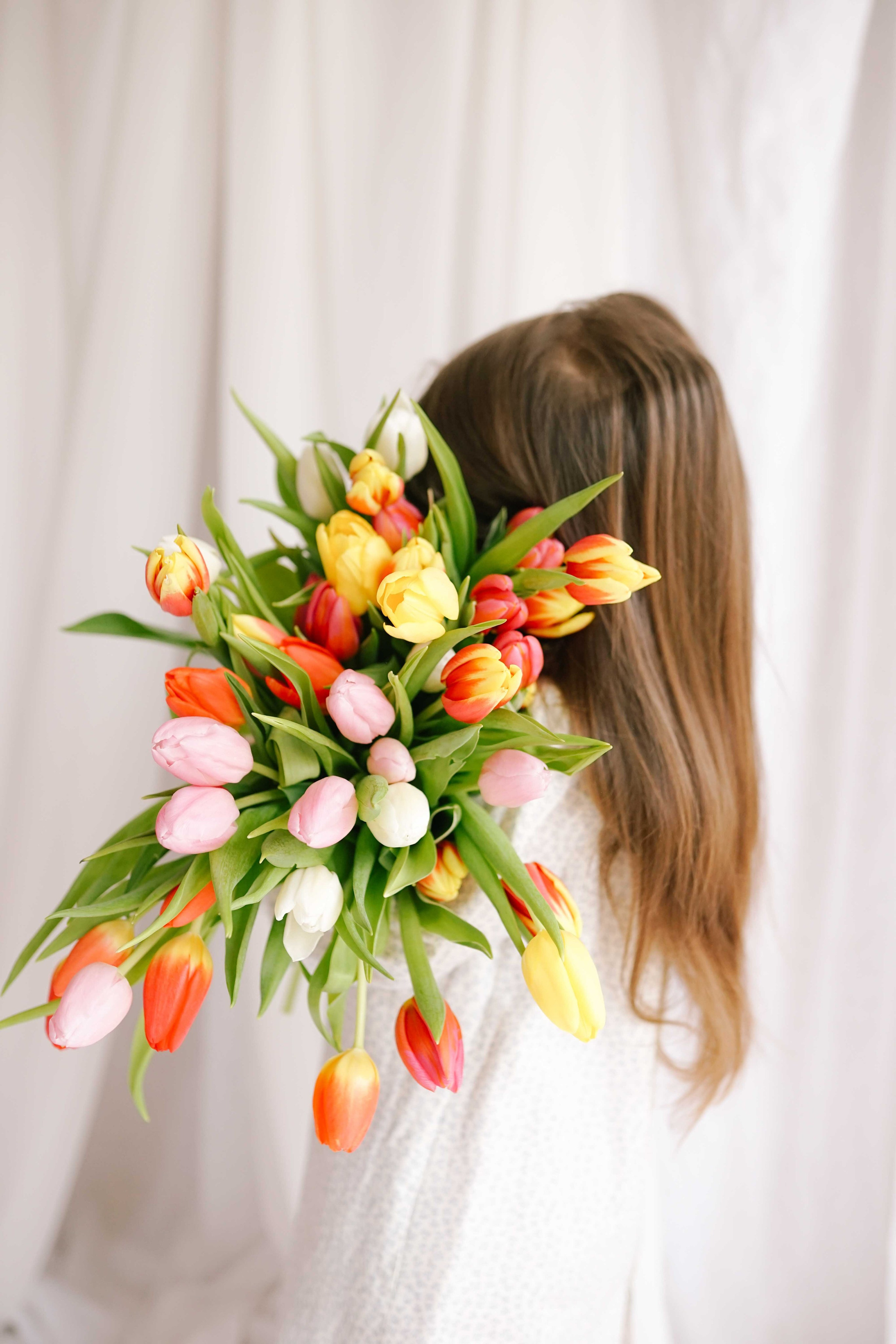 Madalina Beda- Artist vizual, fotograf, doula la nastere, consultant babywearing Brasov si in toata tara