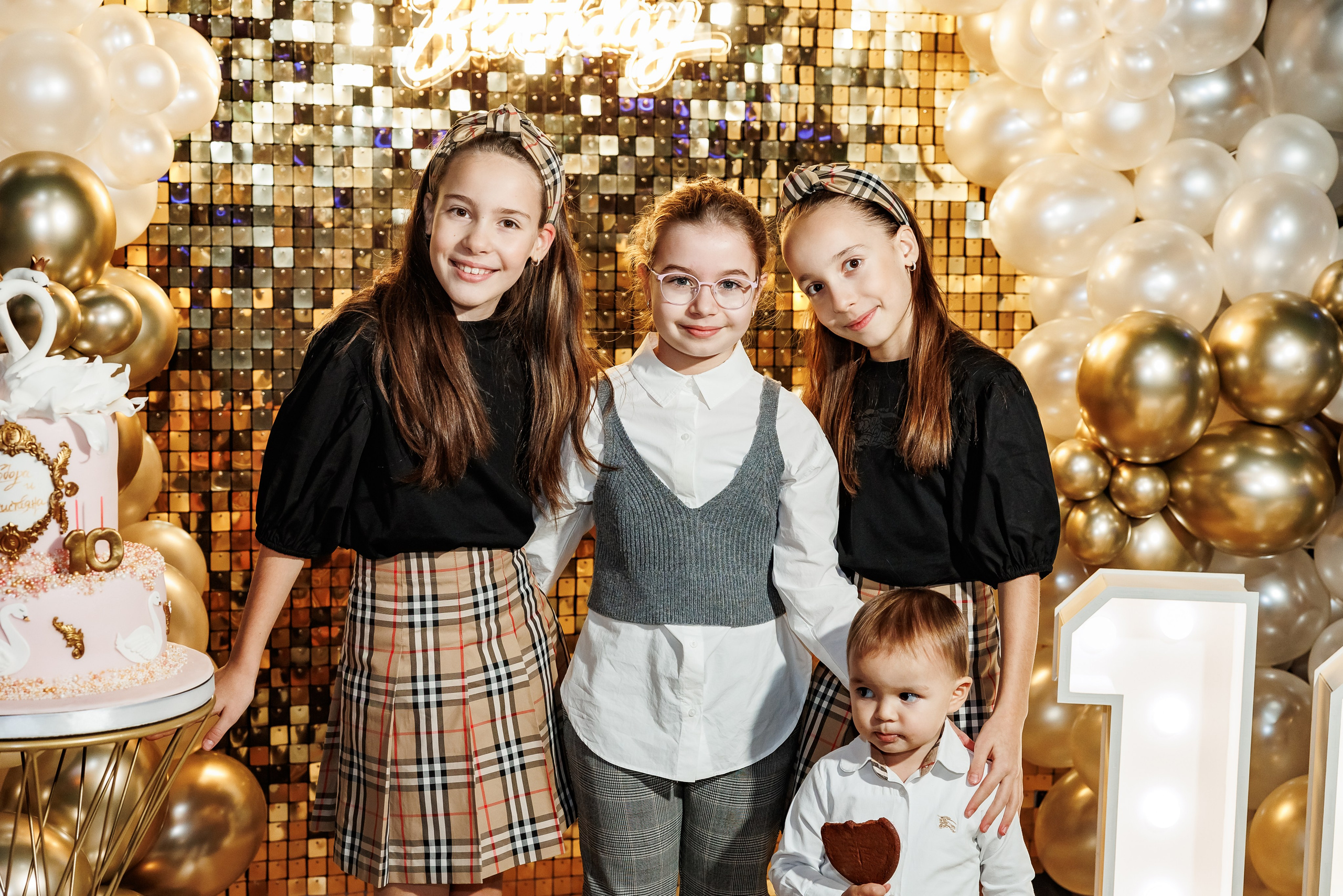 Честит Рожден Ден. Фотограф Ирина Йотова