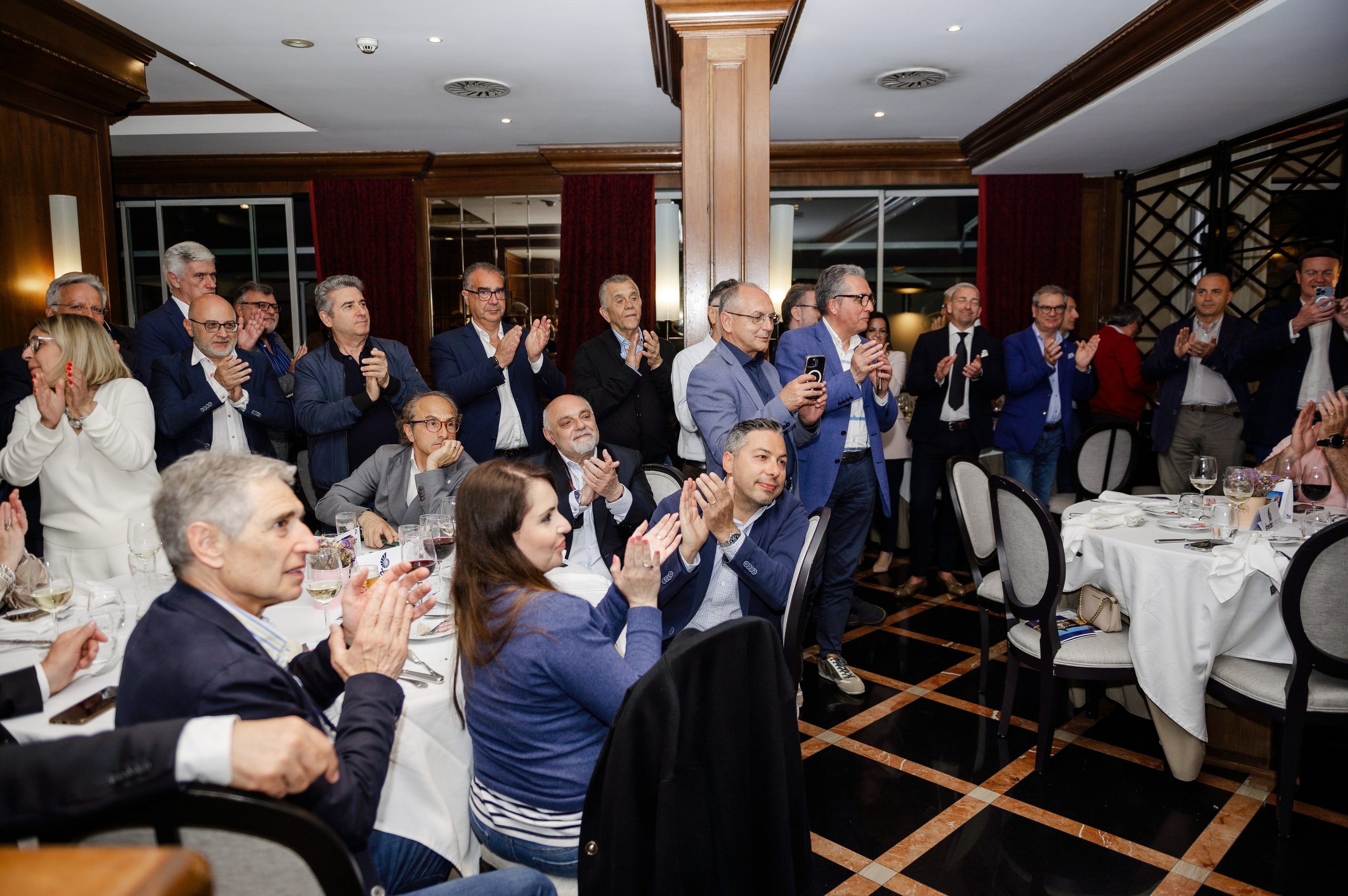 Corporate party at the restaurant — Pharma. Ваш фотограф в Лиссабоне — Анна Белова