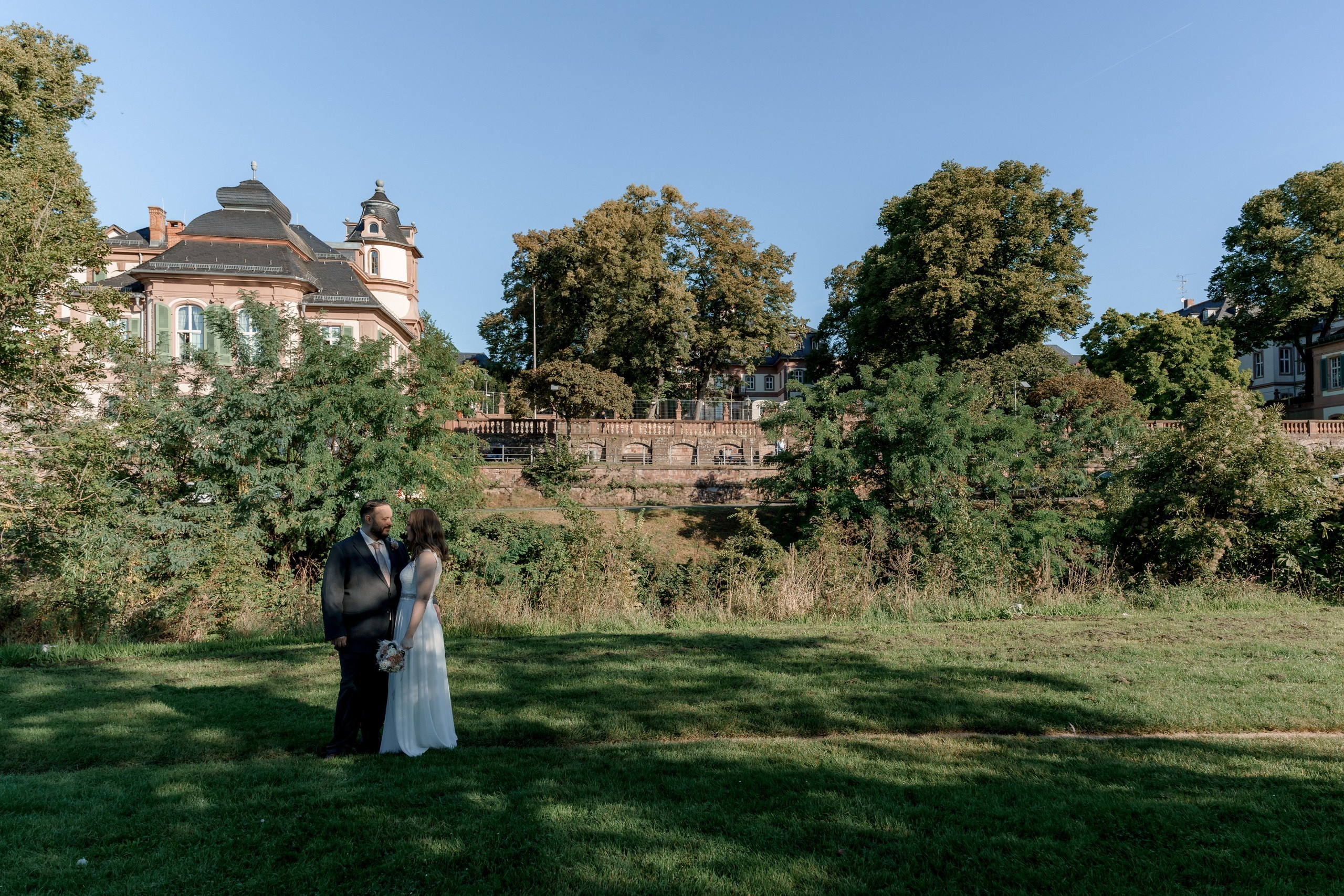 Civil Wedding in Frankfurt-Höchst — Photos at Bolongaro Palace