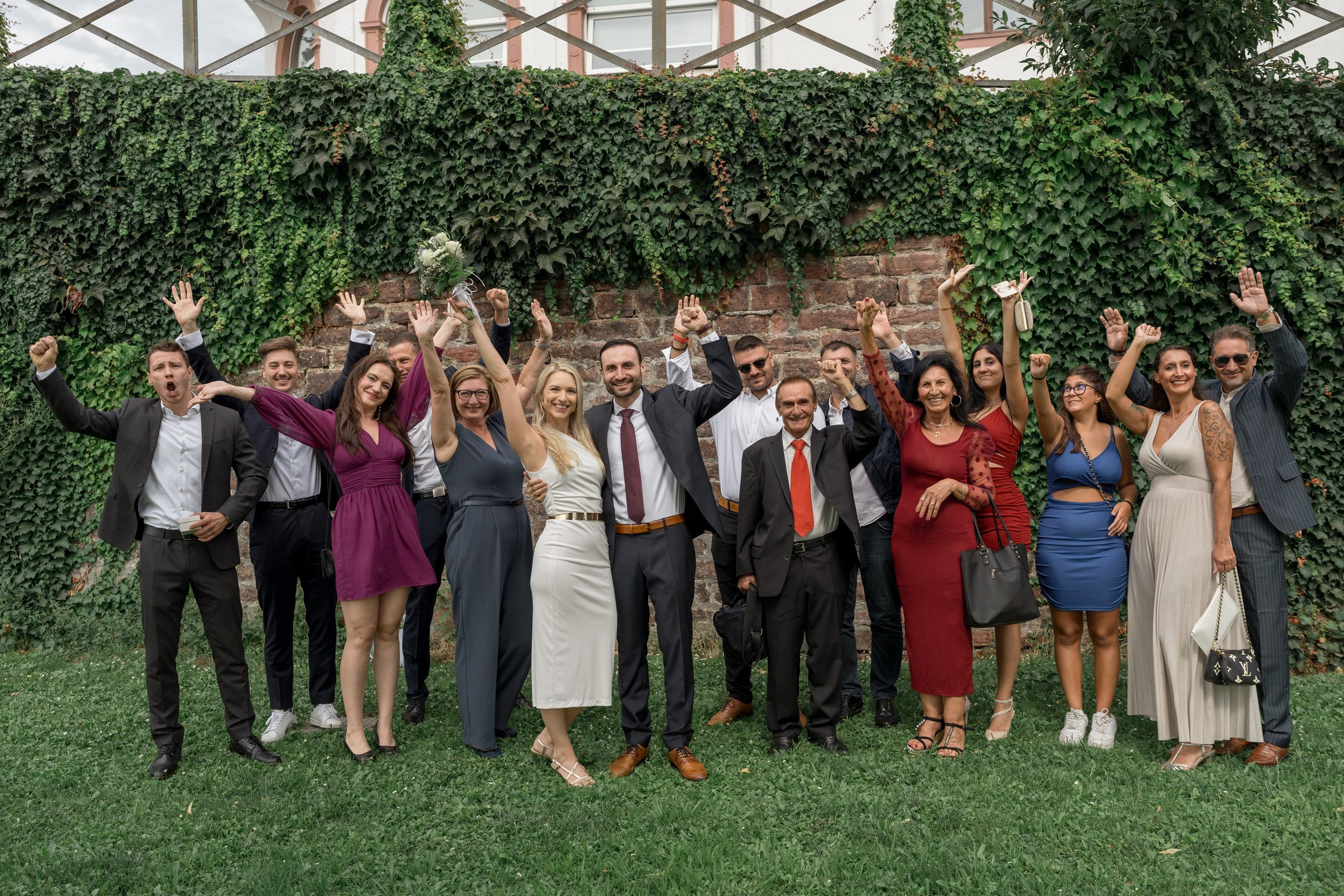 Civil Wedding in Frankfurt-Höchst — Photos at Bolongaro Palace