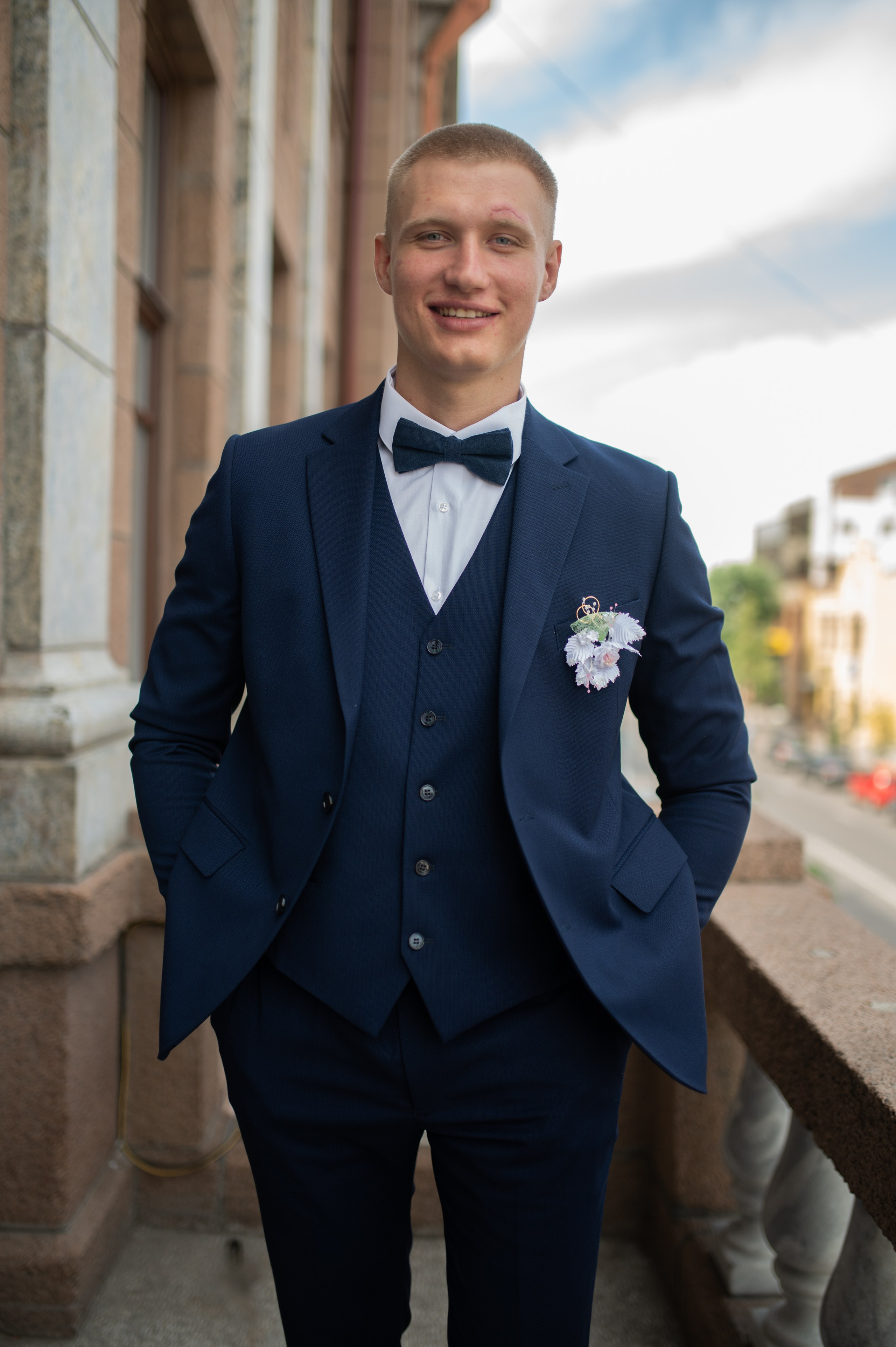 STOP! Wait a minute. Wedding and commercial photographer