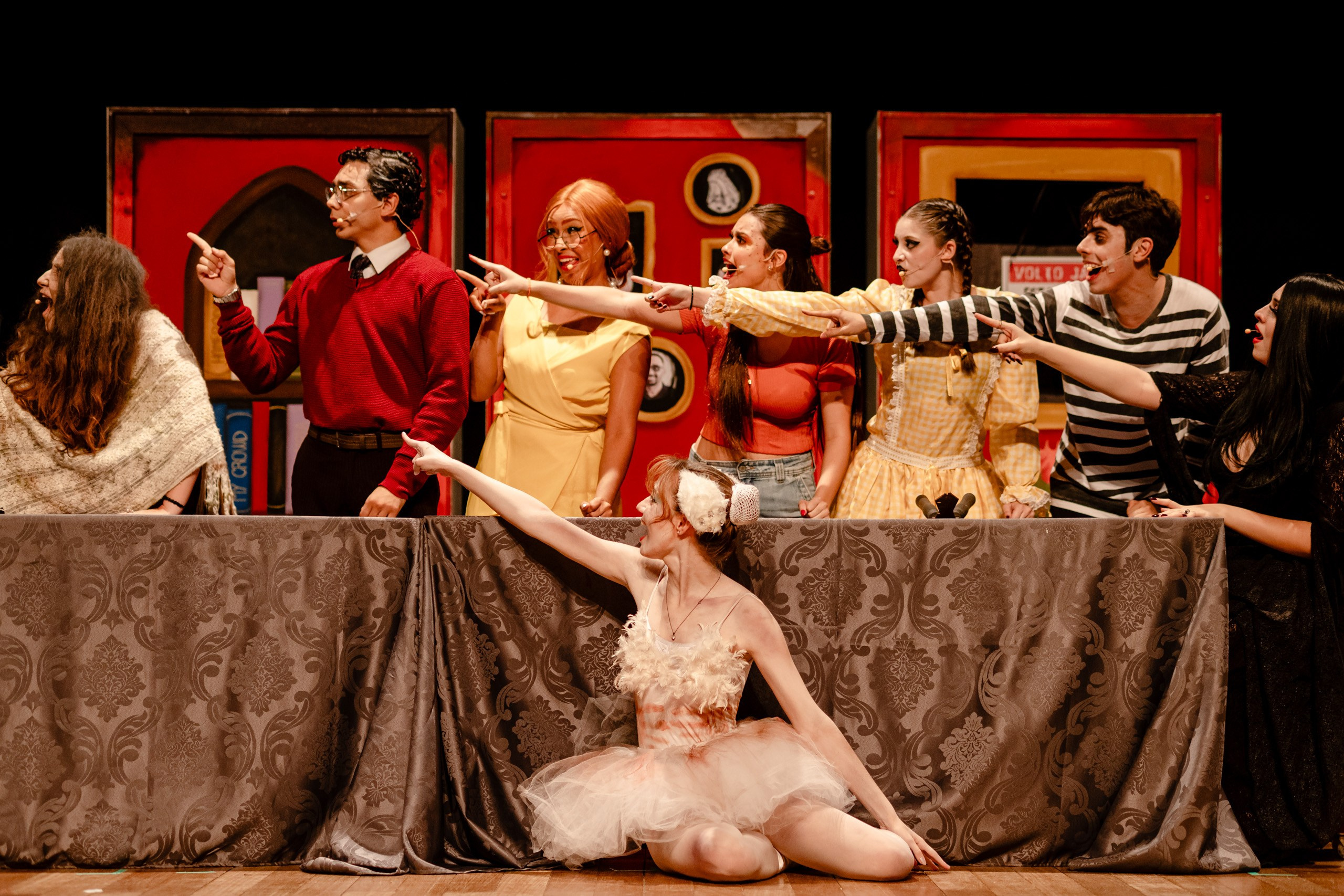 Espetáculo A Família Addams — Grupo de Teatro Univali