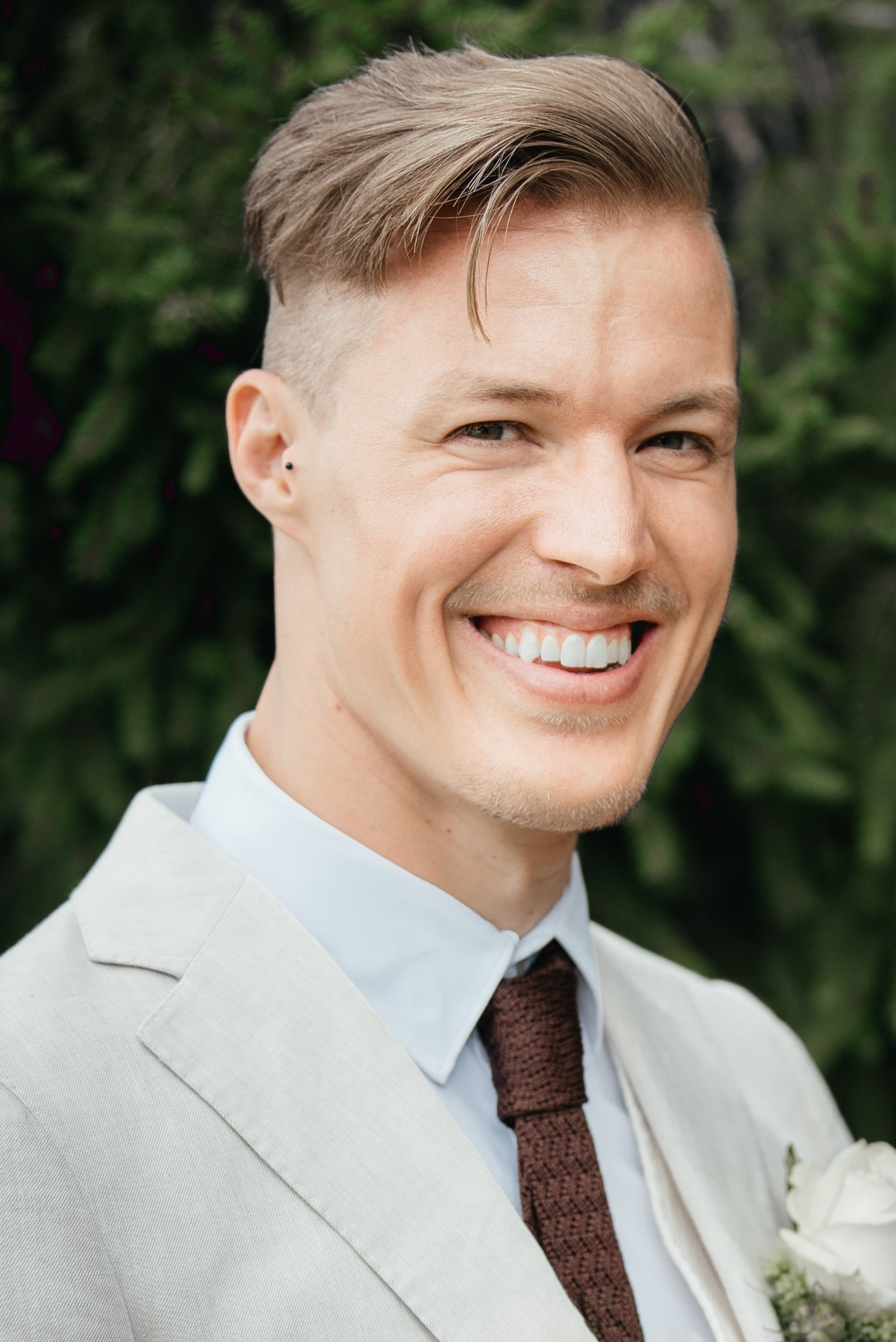 KAIANE & BENJAMIN Meilen, Switzerland. I am Elena Altendorfer. Wedding photographer in Zurich and Switzerland