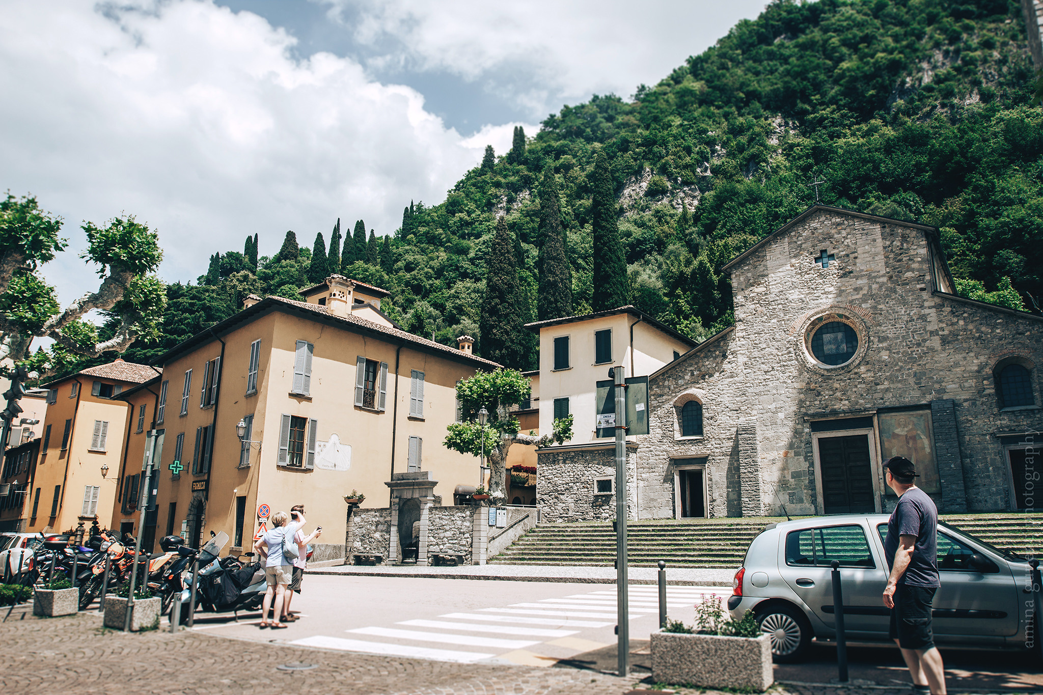 Italië. Komo meer. Amina Gunenc - bruiloft- en familie fotograaf in Nederland