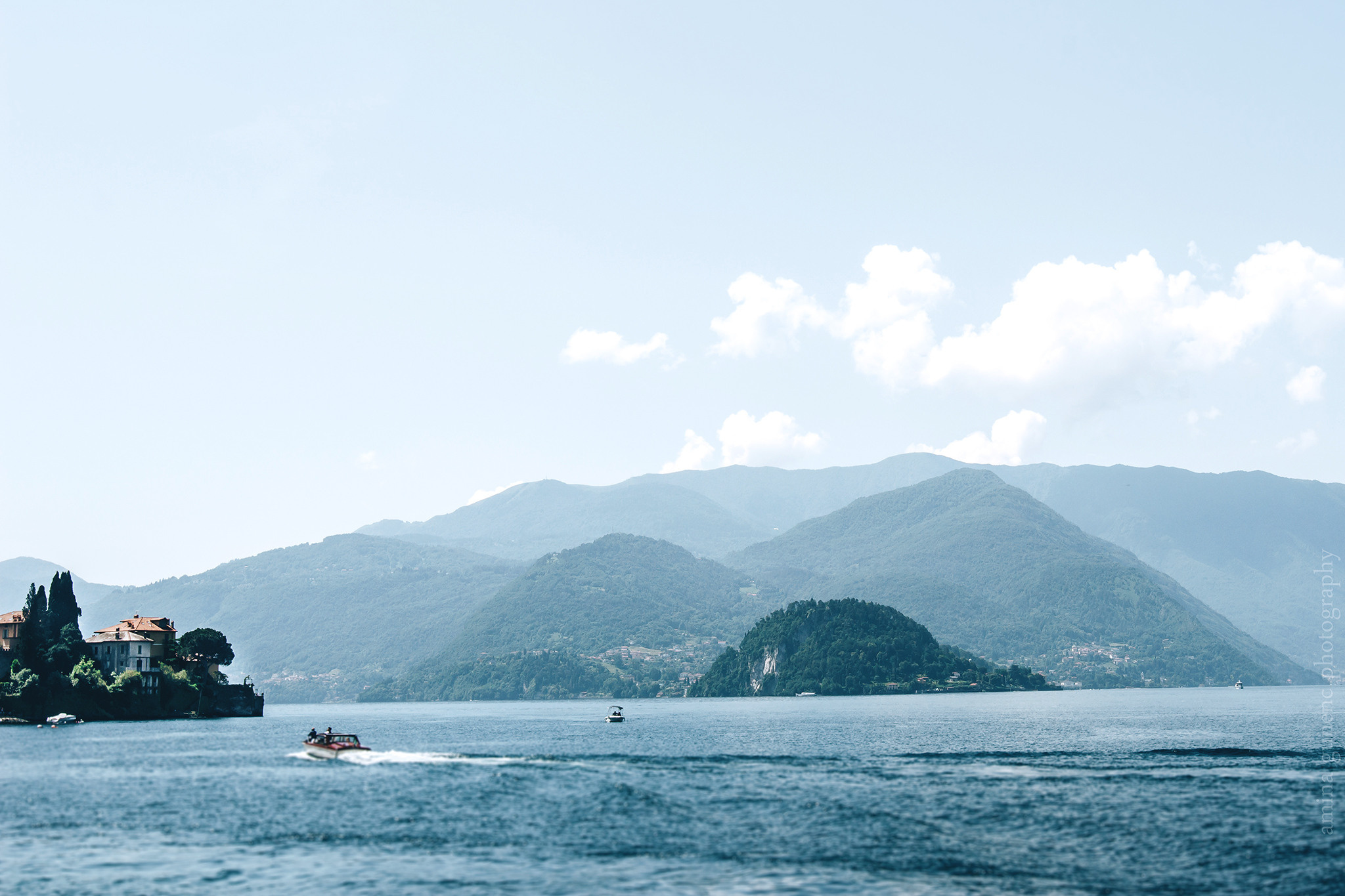 Italië. Komo meer. Amina Gunenc - bruiloft- en familie fotograaf in Nederland