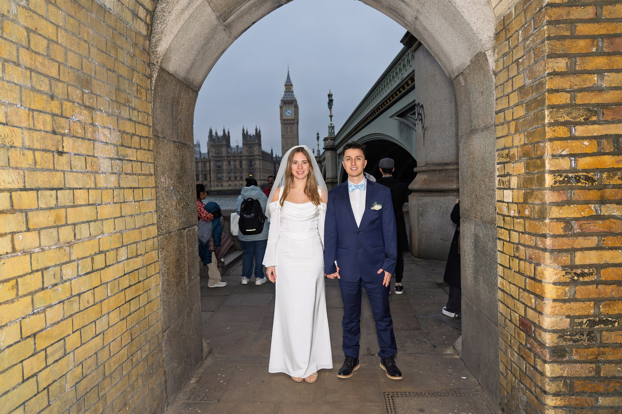 Book a wedding photographer and videographer in London. Wedding photographer in United Kingdom