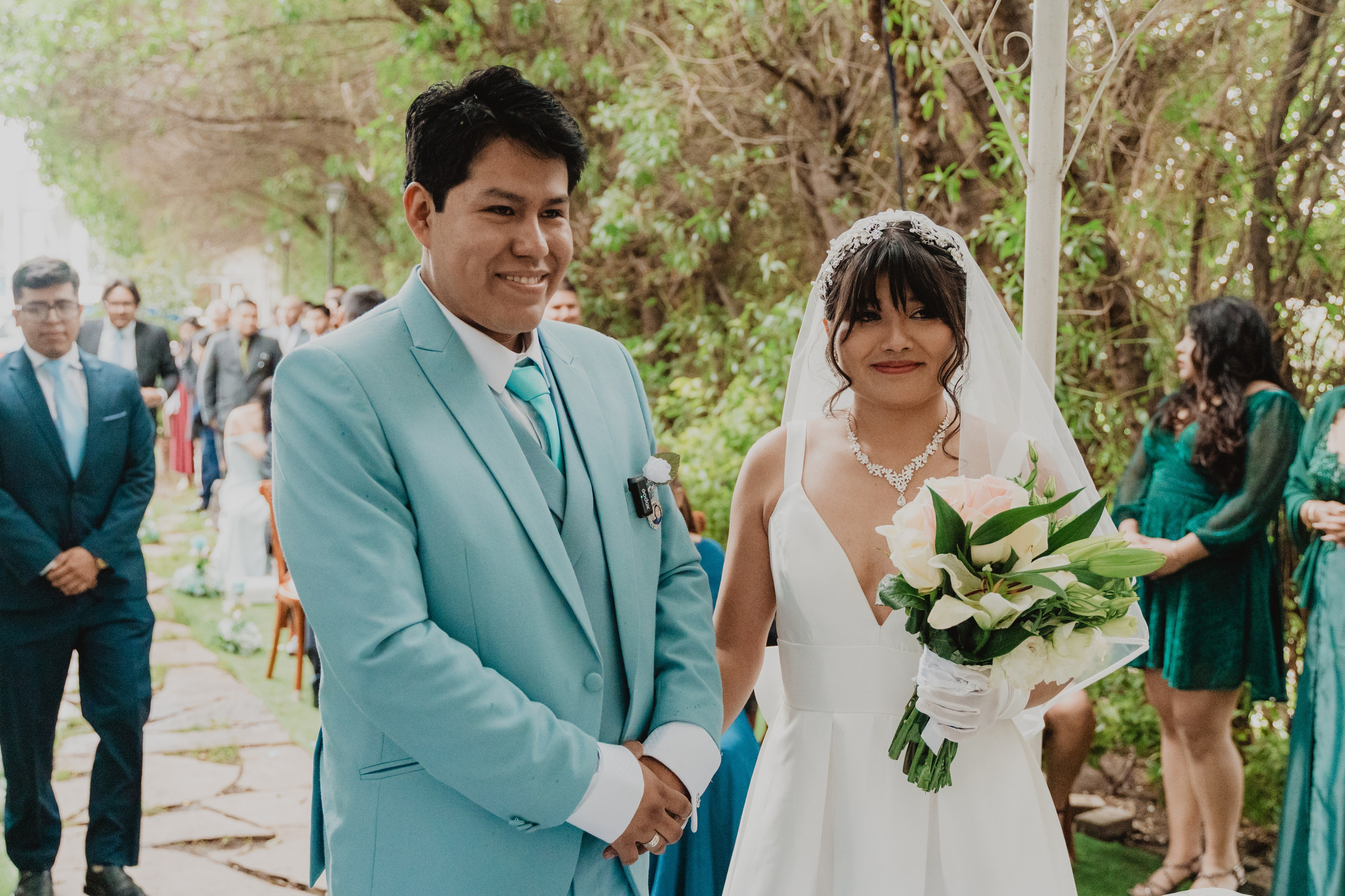 STEISY + EMMANUEL | BODA RELIGIOSA. Studio KVTA | Fotografía y Video de Bodas en Arequipa