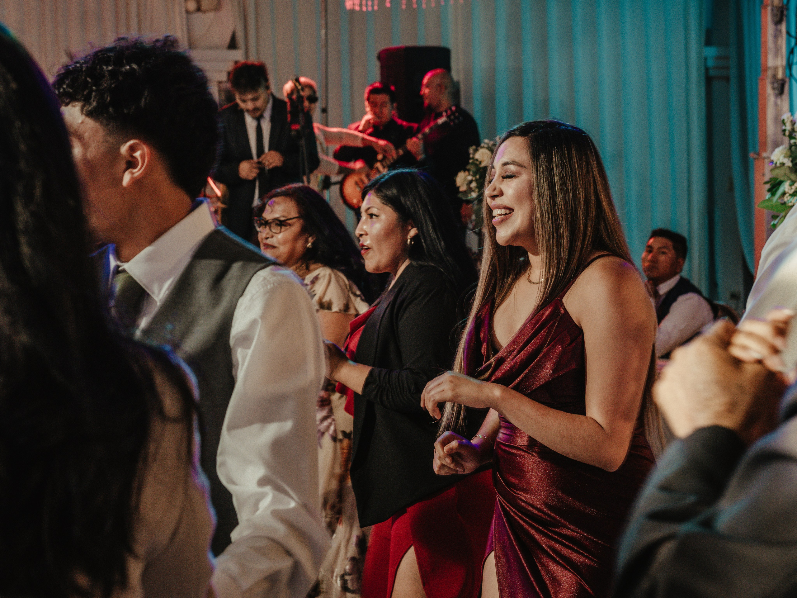 CARLA Y MARIO BODA RELIGIOSA. Studio KVTA | Fotografía y Video de Bodas en Arequipa