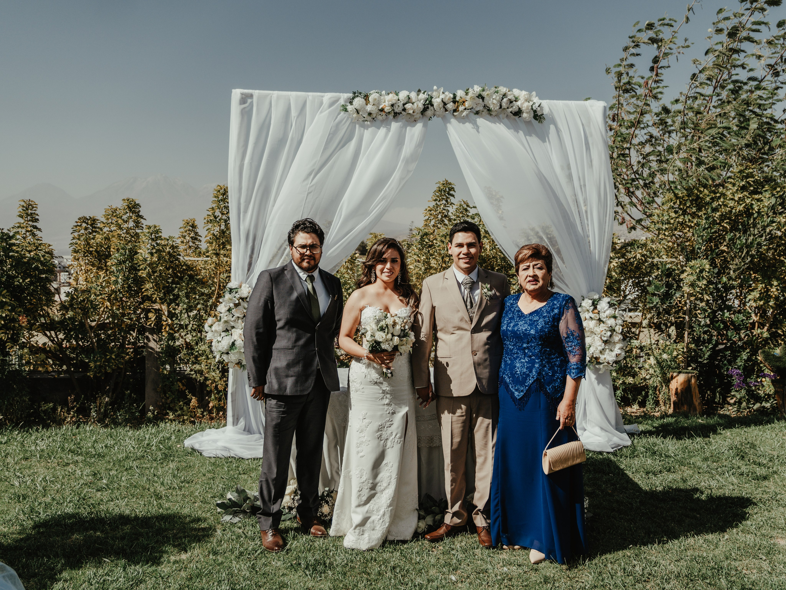 CARLA Y MARIO BODA RELIGIOSA. Studio KVTA | Fotografía y Video de Bodas en Arequipa