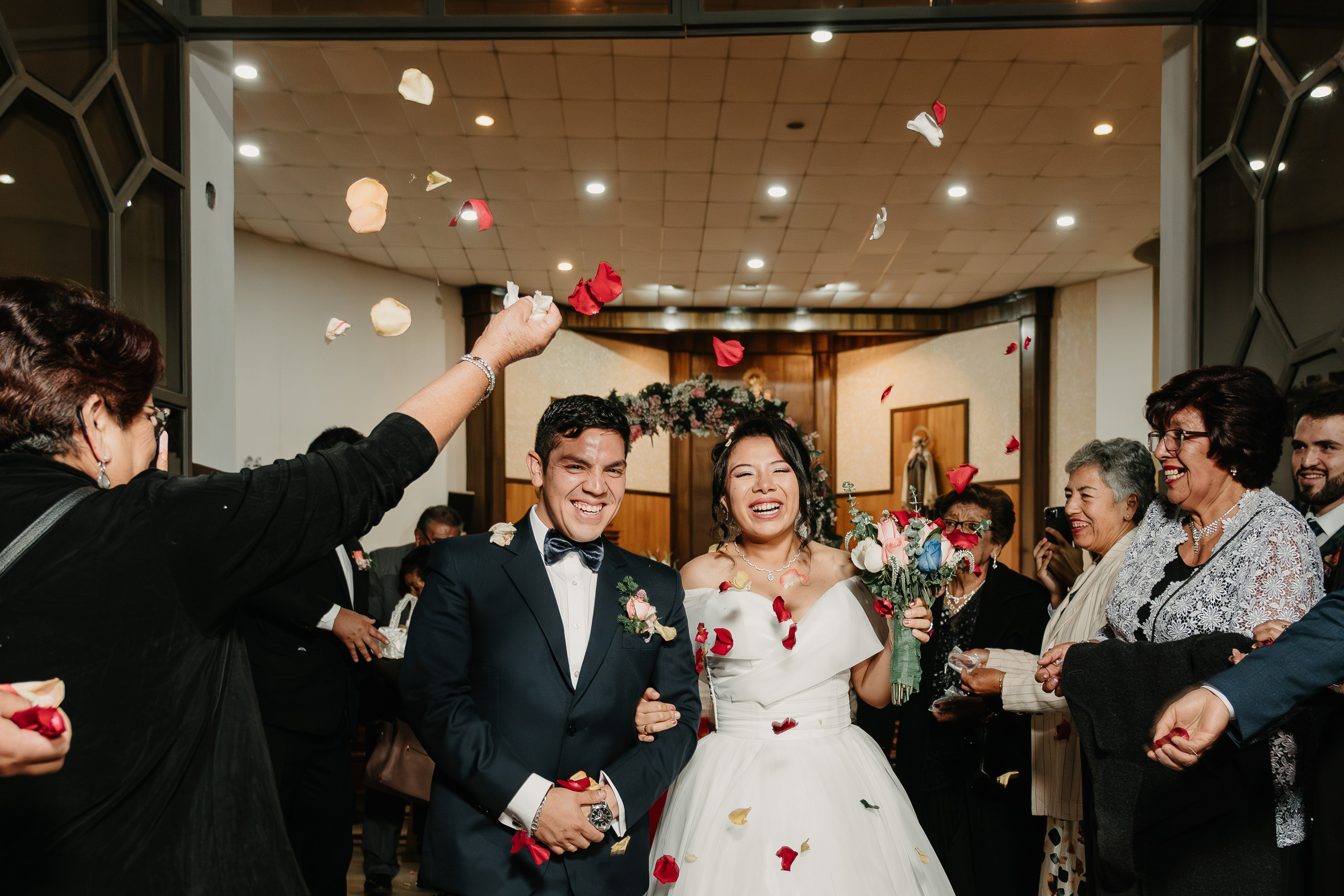 ALEJANDRA + RODRIGO BODA RELIGIOSA. Studio KVTA | Fotografía y Video de Bodas en Arequipa
