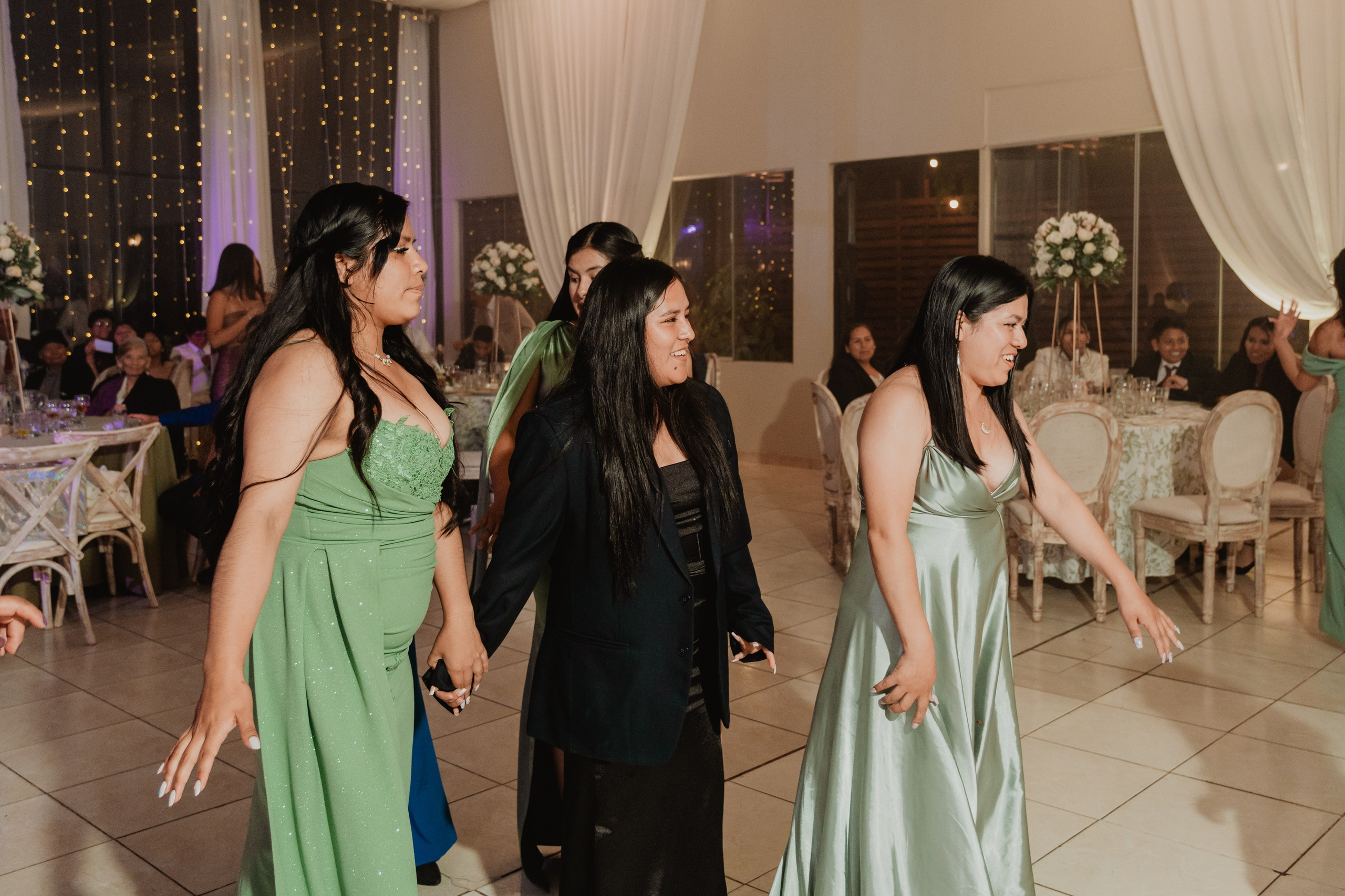 FERNANDO + MARIBEL | BODA RELIGIOSA. Studio KVTA | Fotografía y Video de Bodas en Arequipa