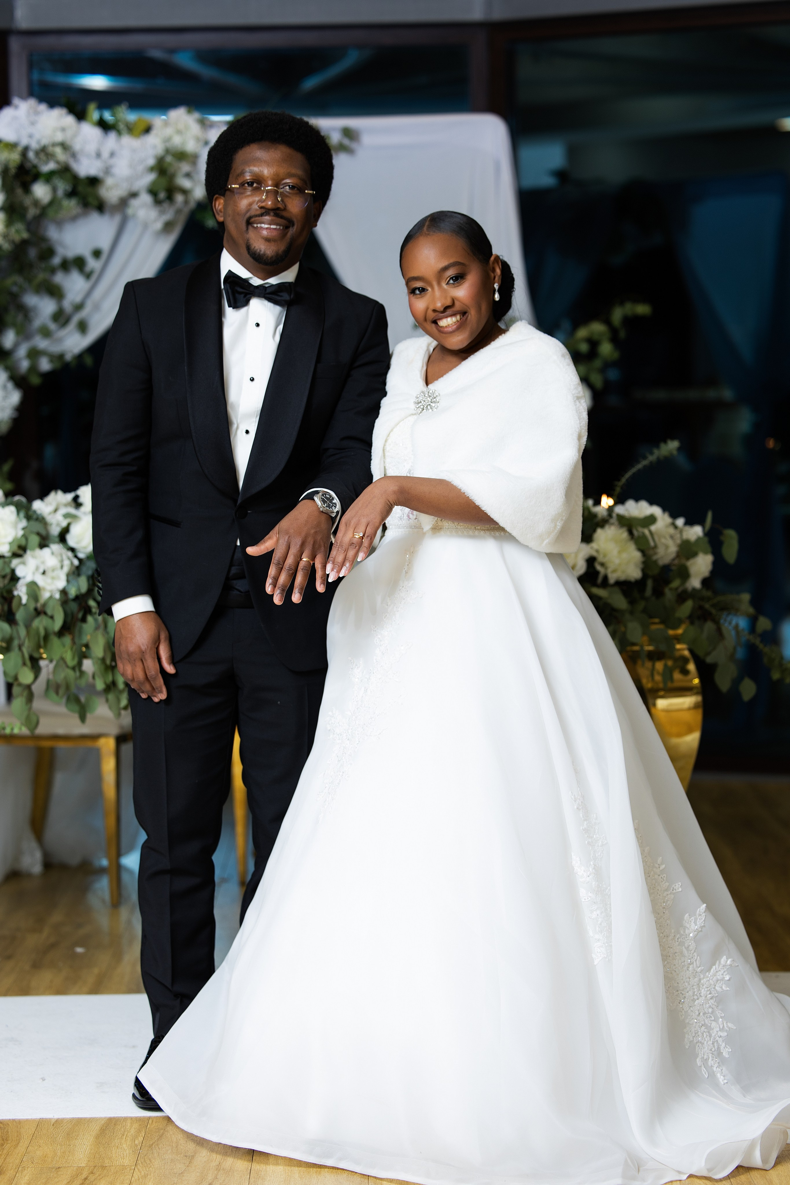 Nawik e Ethson. Fazemos o seu casamento ser lembrado por gerações