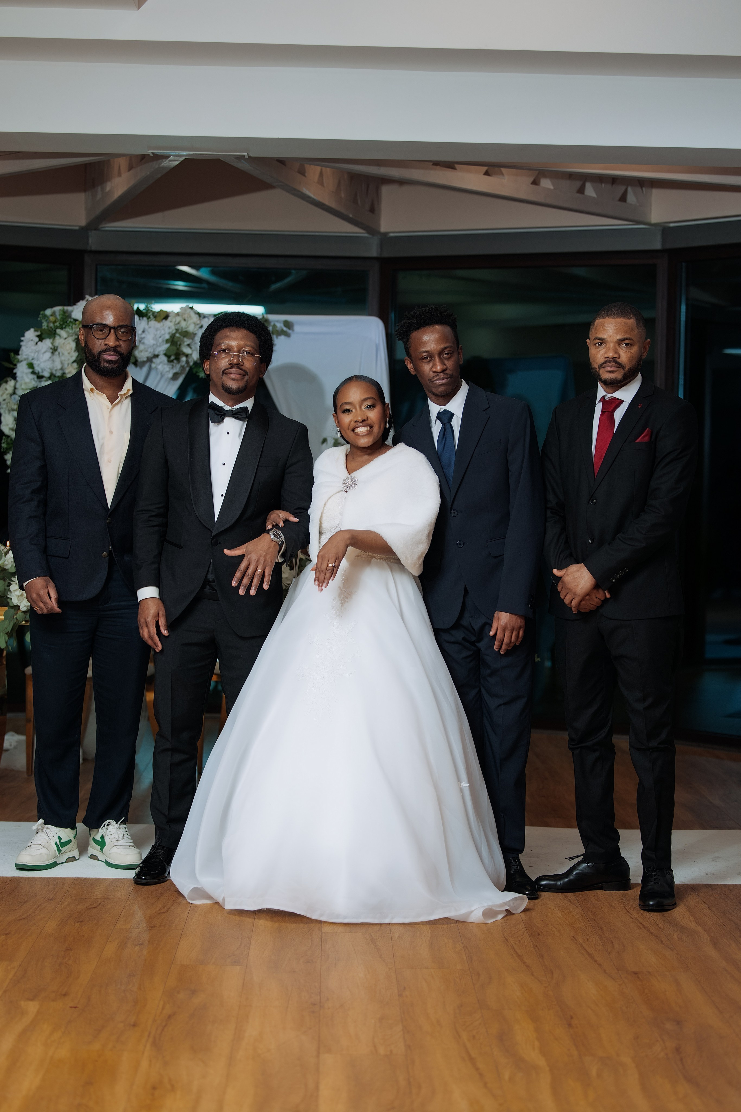 Nawik e Ethson. Fazemos o seu casamento ser lembrado por gerações