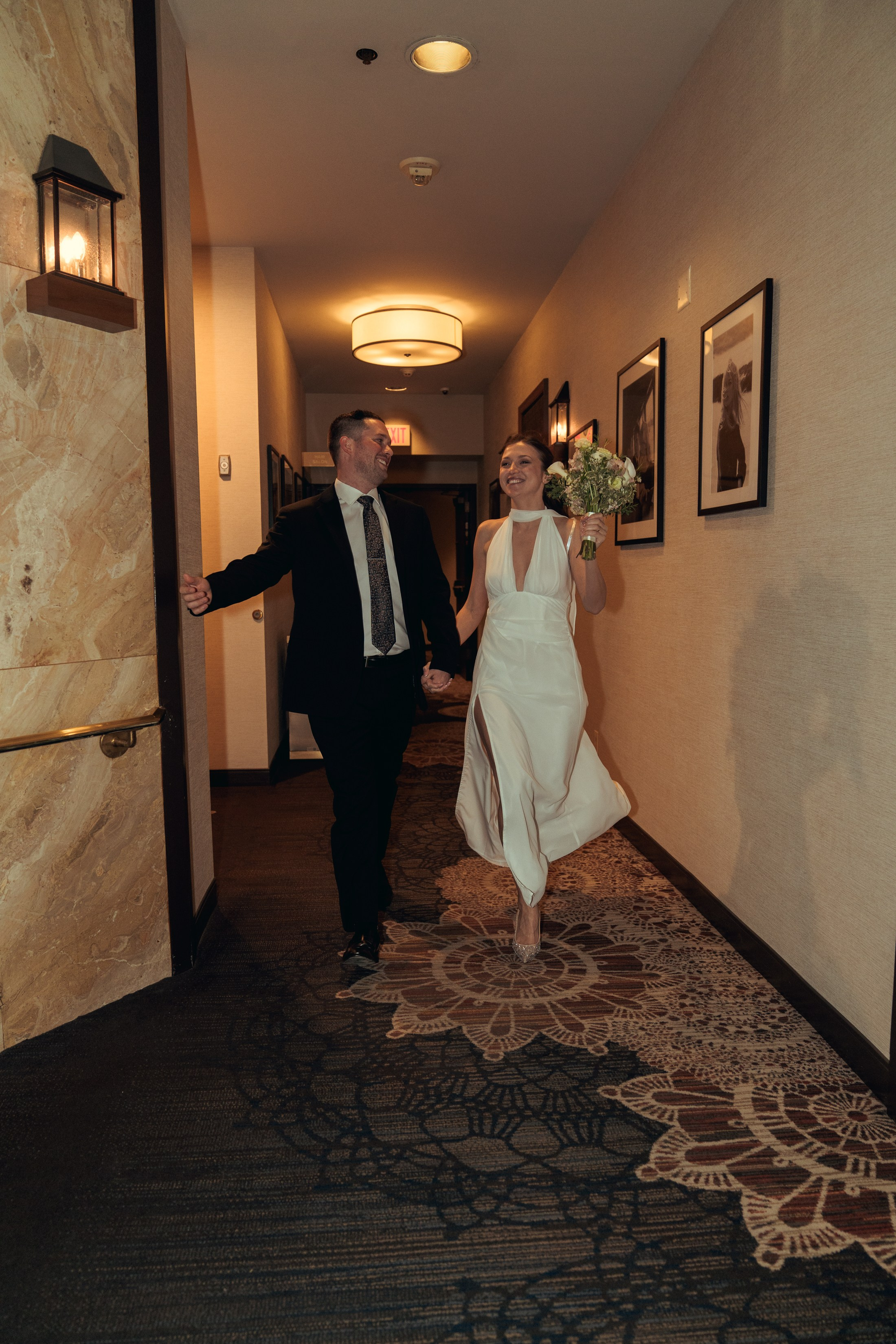 Corbin&Ivanna. Wedding & elopement photographer Viktoriya Kravtsov. Las Vegas
