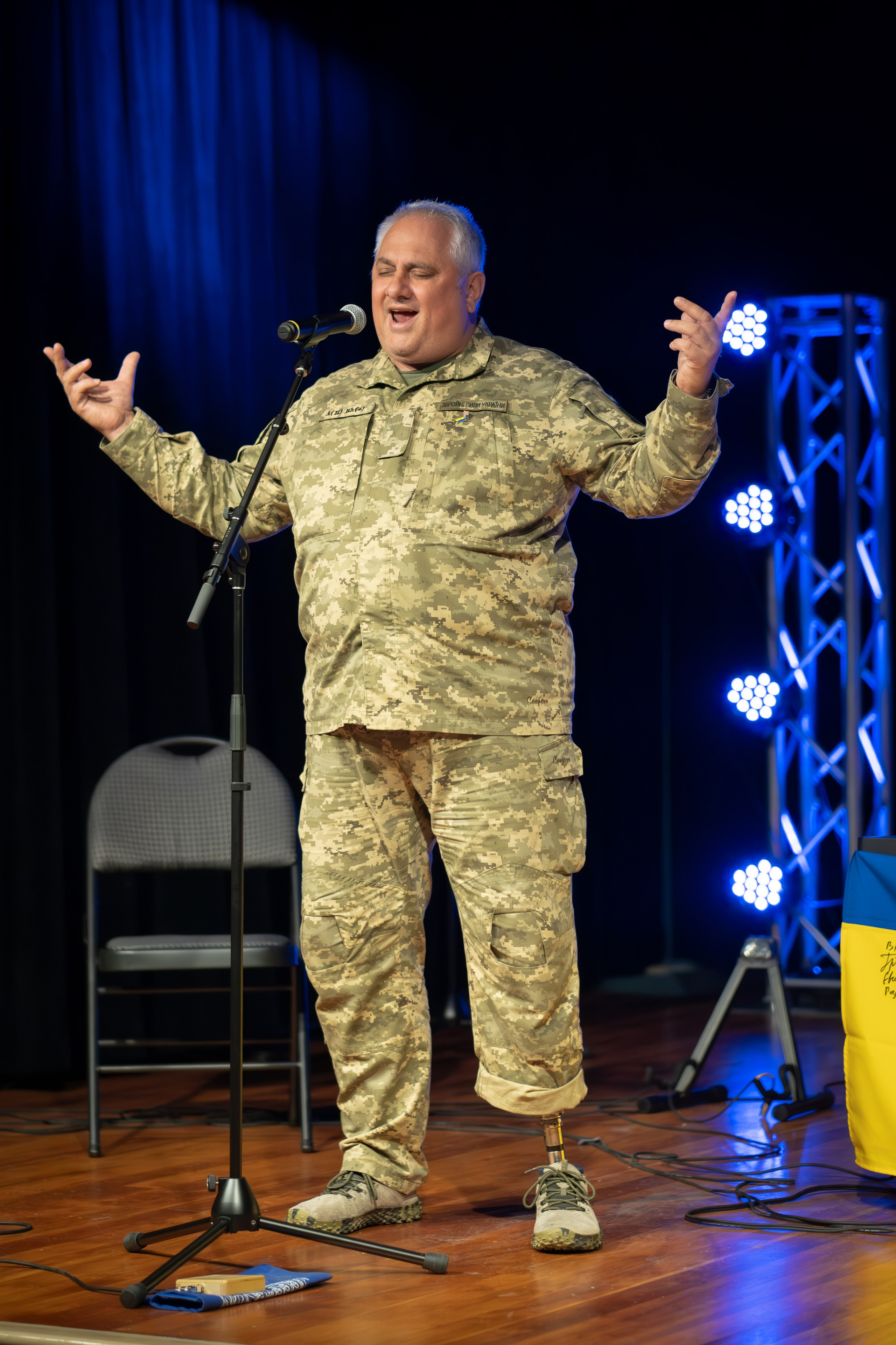 FROM THE UKRAINIAN FRONTLINE WITH THANKS. Reportage concert portrait photography in the San Francisco Bay Area