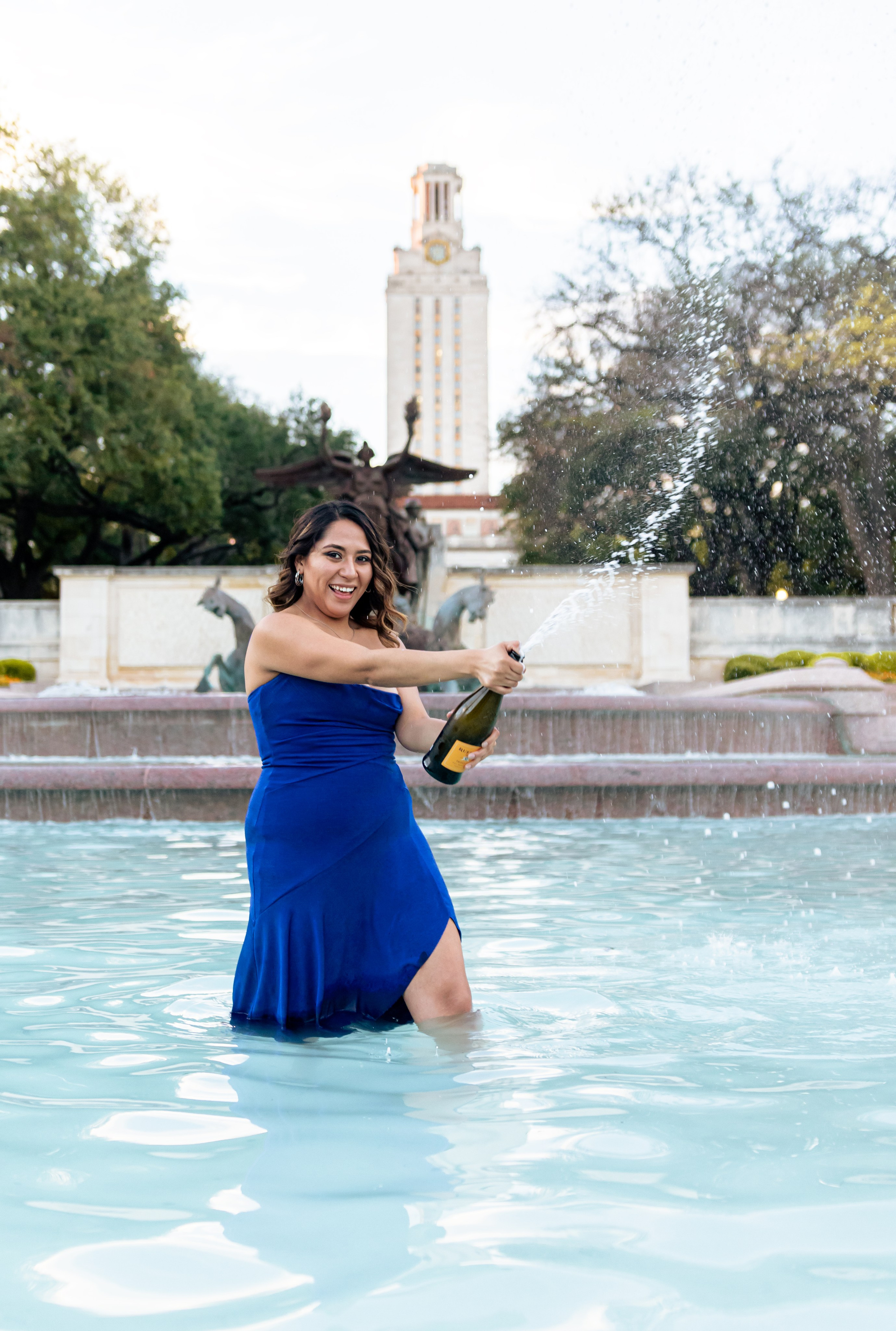 Alexa’s senior photoshoot at the University of Texas Austin