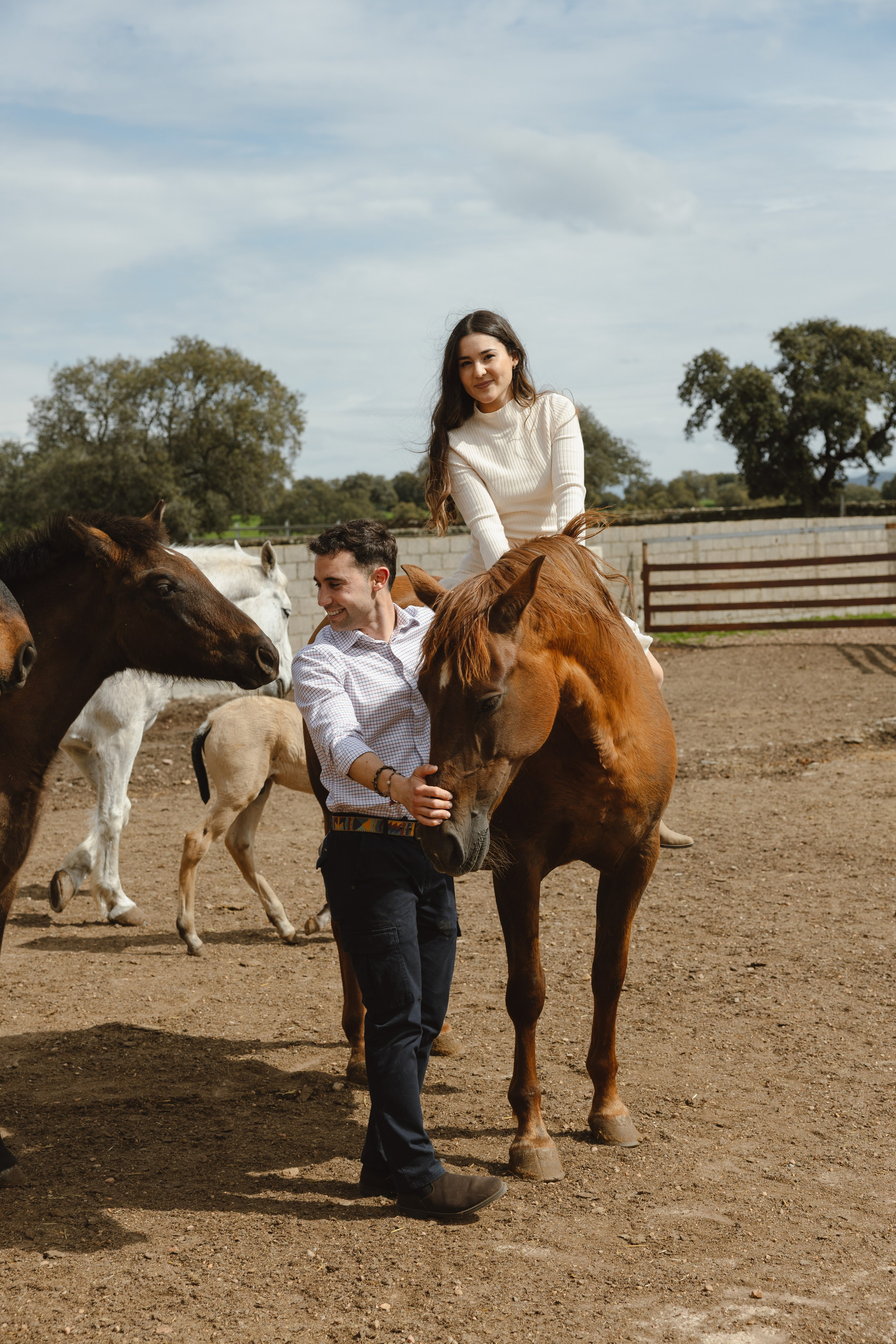 PREBODA EN UNA GANADERÍA DE TOROS. Fotógrafo y Videógrafo de bodas y eventos
