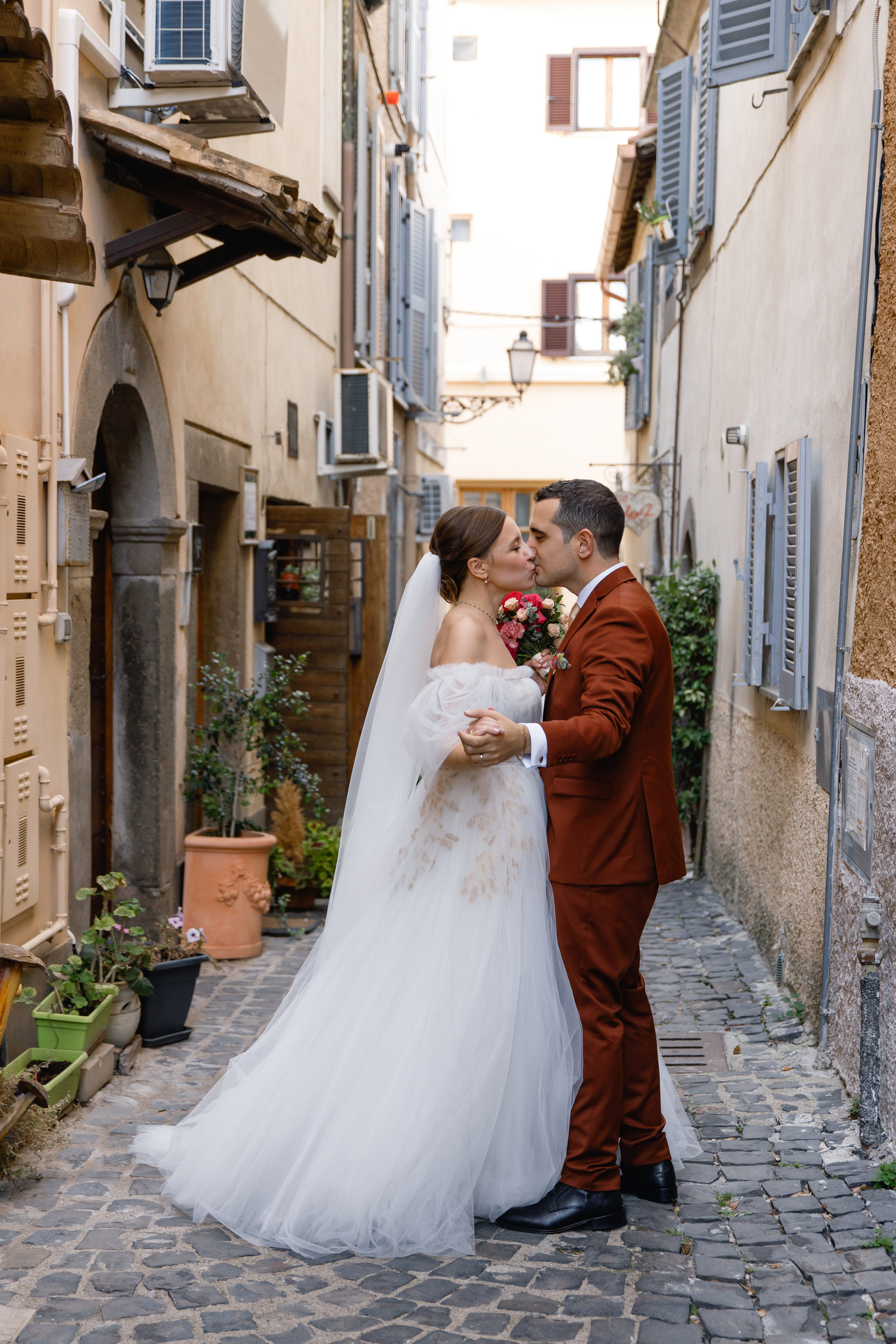 Wedding Photographer in Rome Italy Tuscany Como Puglia Amalfi Sicily