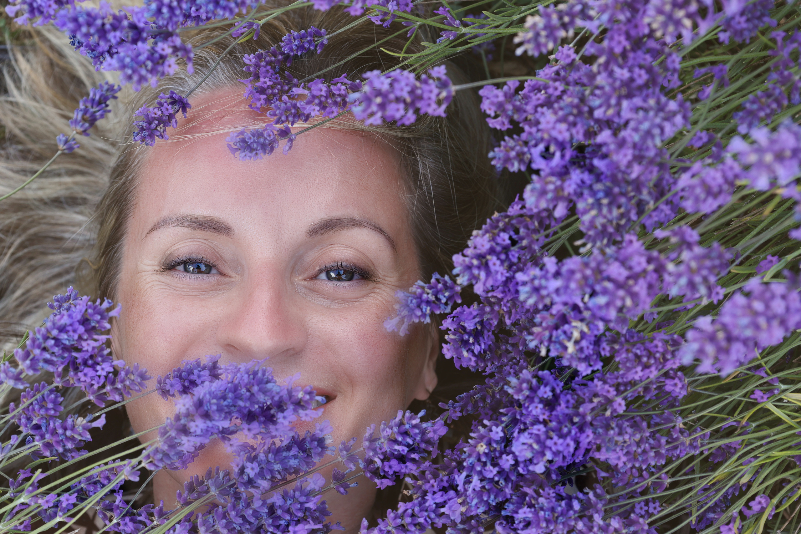 Natasha and lavender. Couples and portraits photographer Wimbledon London