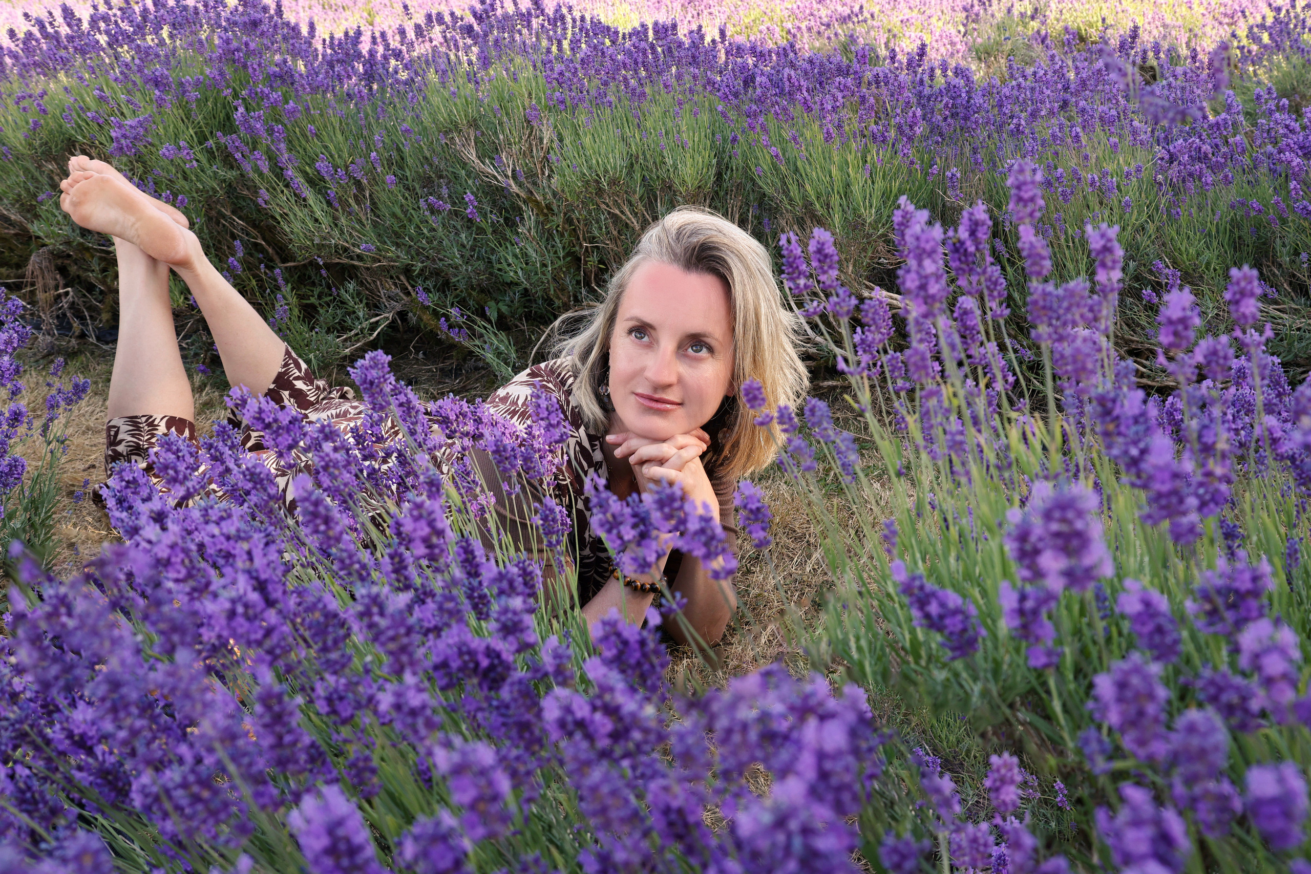 Natasha and lavender. Couples and portraits photographer Wimbledon London