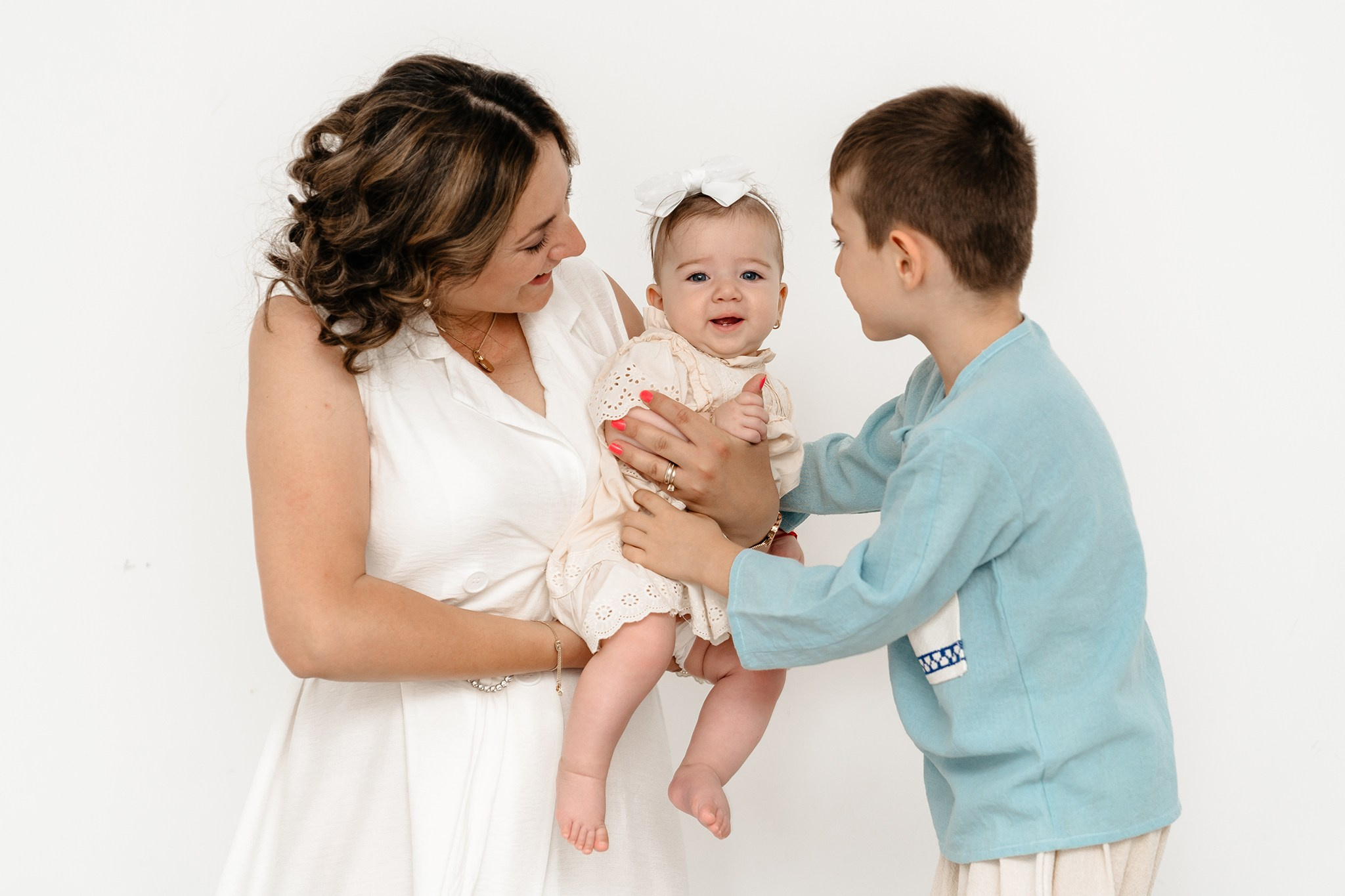 Amina. Fotograf evenimente. Fotograf nunta. Fotograf Botez. Mihaela Savu