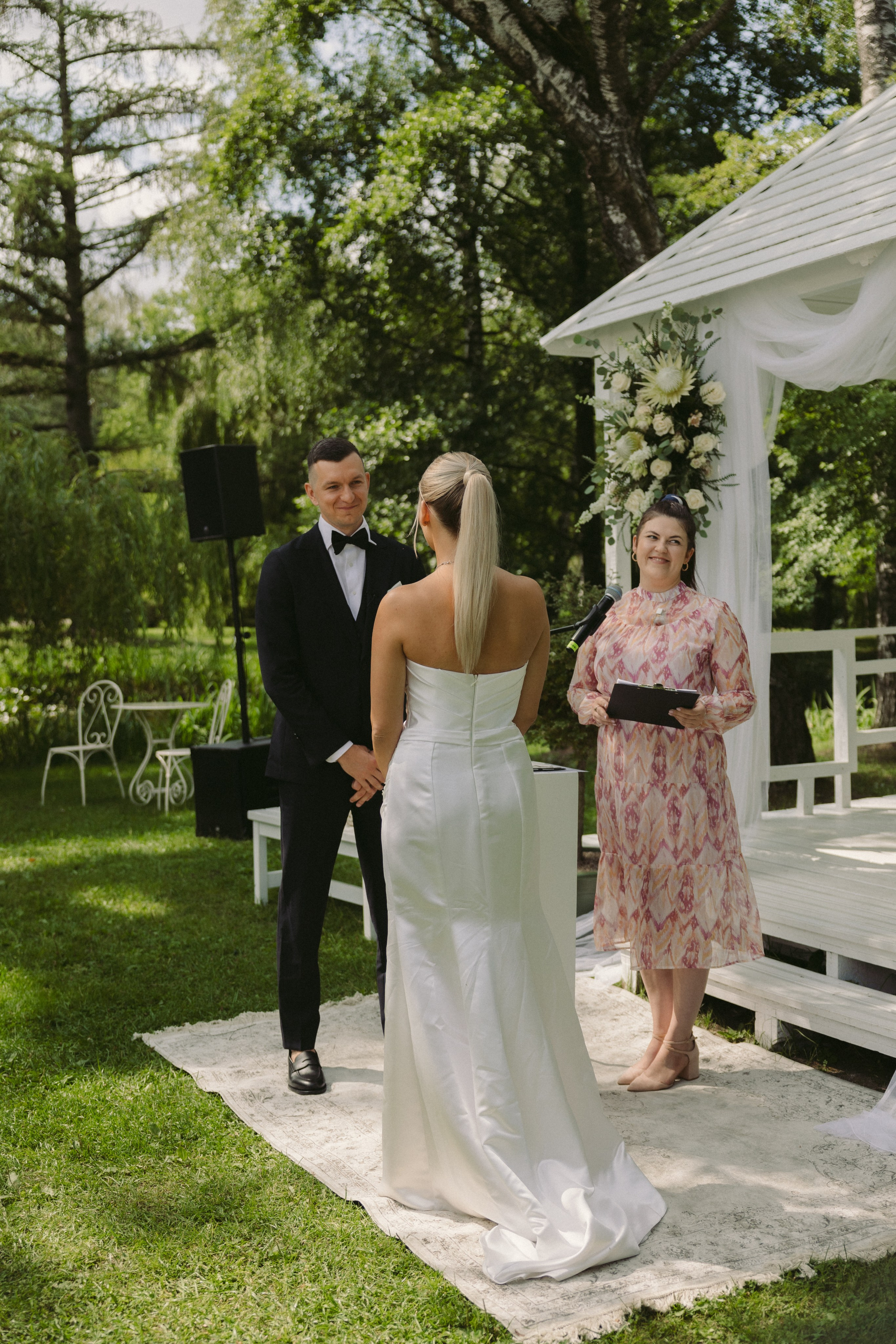 Ieva ir Martynas | Vestuvės Kauno botanikos sode. Vestuvių ir šeimų fotografė Lena Bondarenko / belove photo