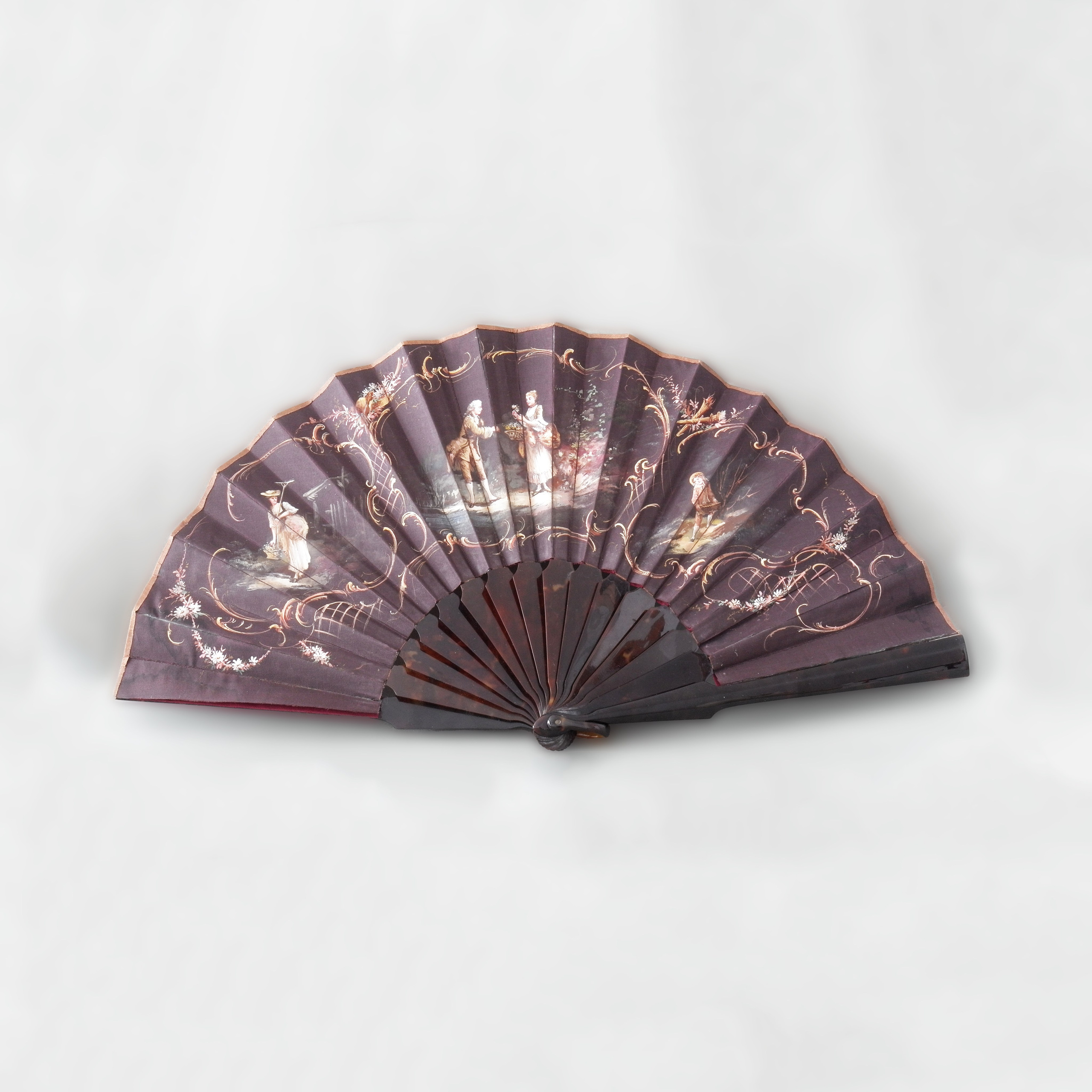 Brownfan. Современнные и актикварные украшения в Барселоне, Москве и Санкт-Петербурге