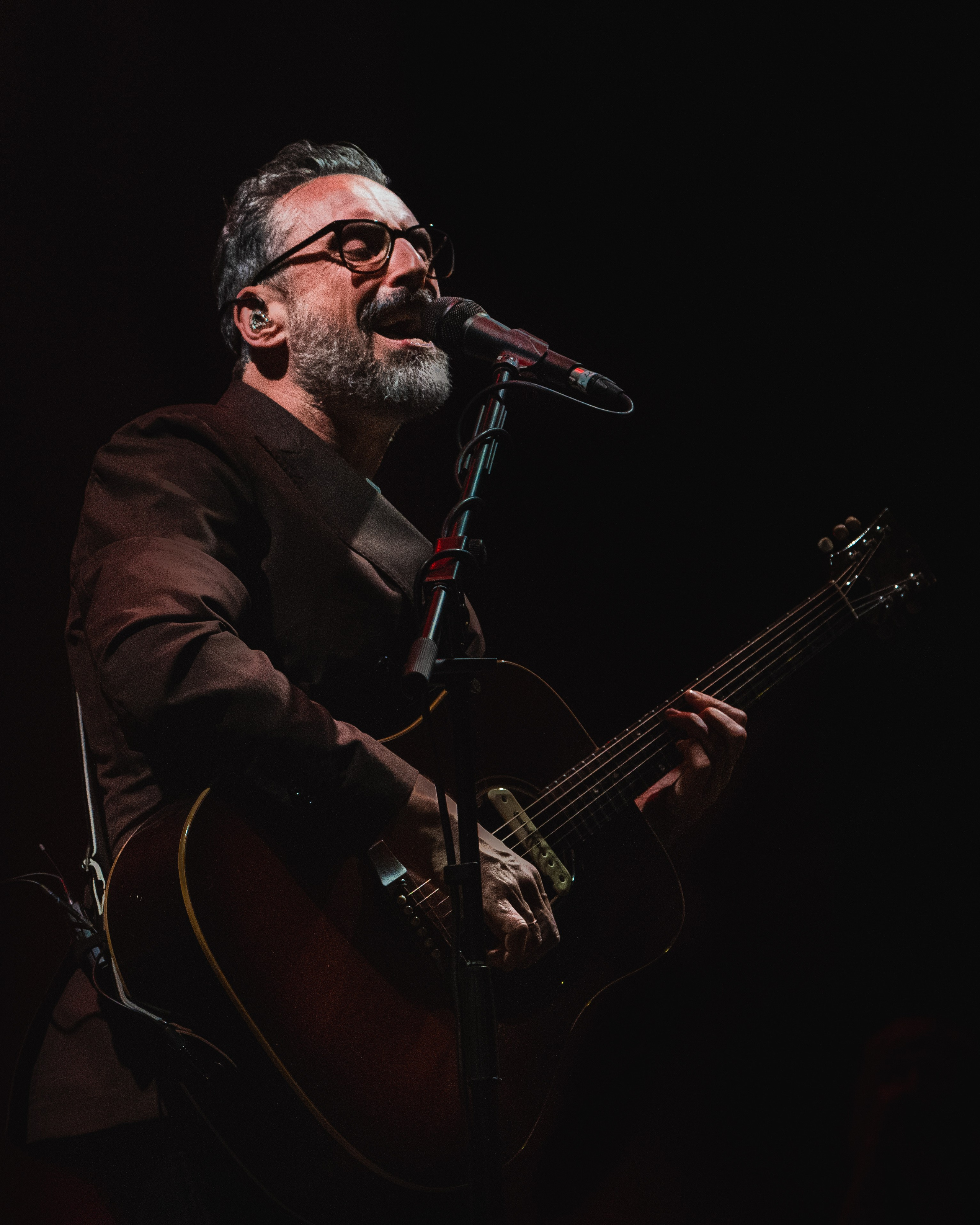 BRUNORI SAS // UNIPOL ARENA BOLOGNA. Francesco Mion // Sport & Live Music Photographer