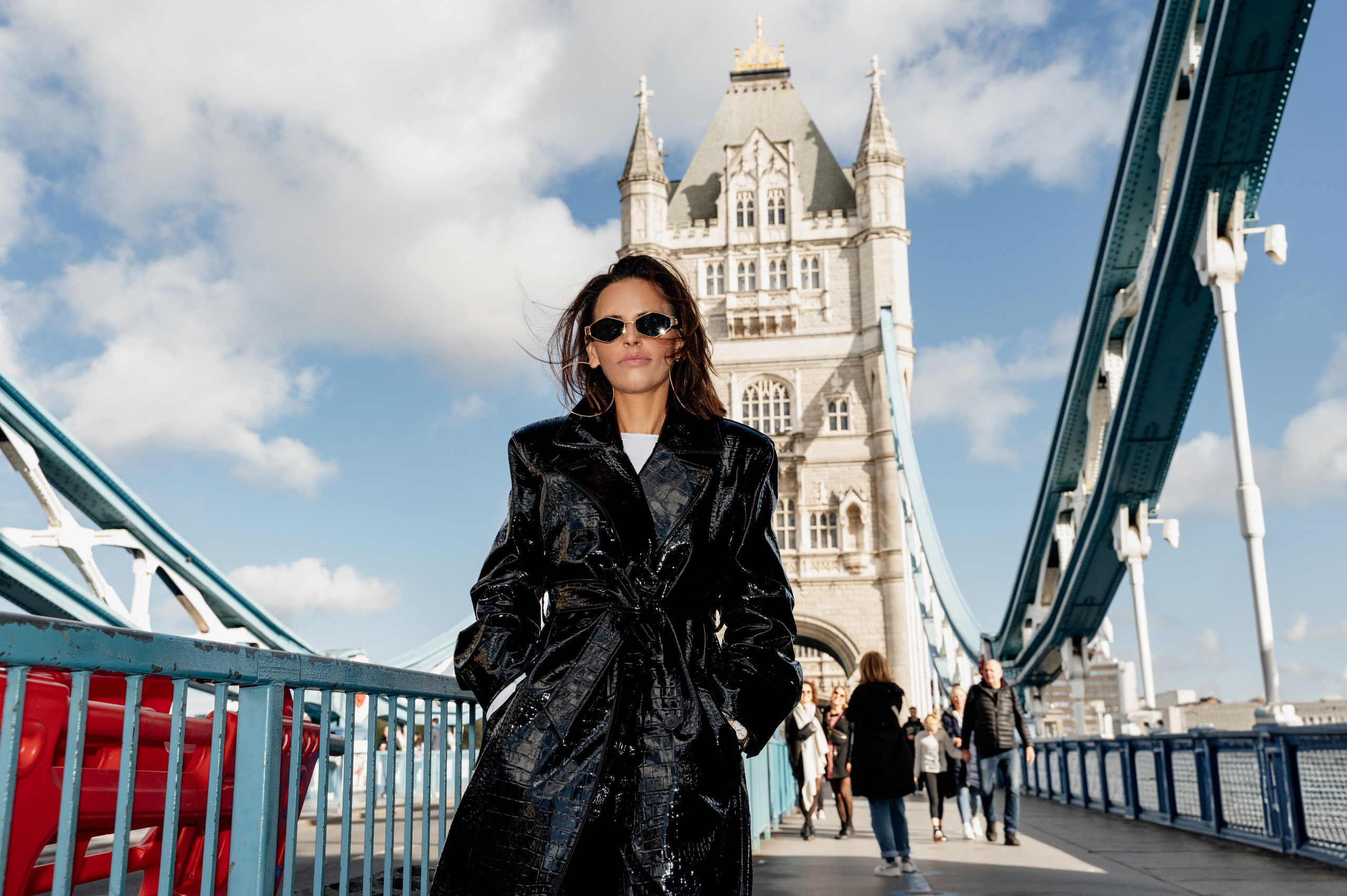 Tower Bridge+Westminster Carmela with son. FAMILY AND WEDDING PHOTOGRAPHER IN LONDON MARINA RIVA